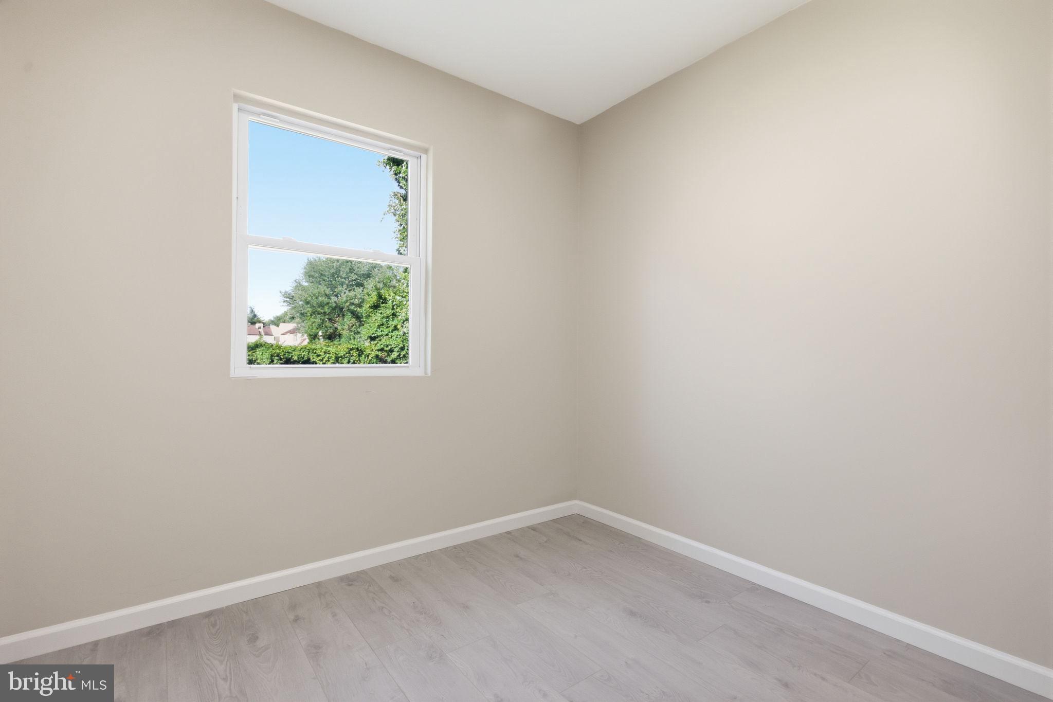 FEASTERVILLE HGTS - Residential