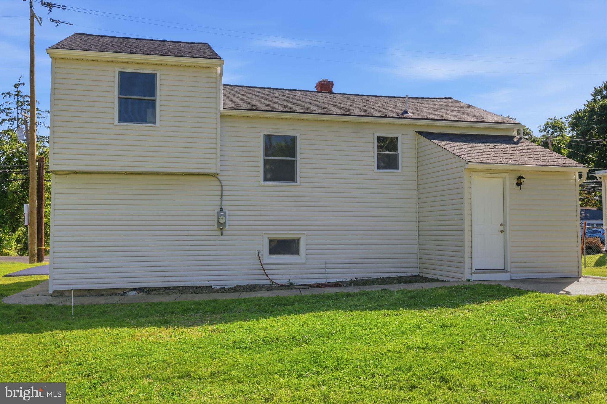 FEASTERVILLE HGTS - Residential