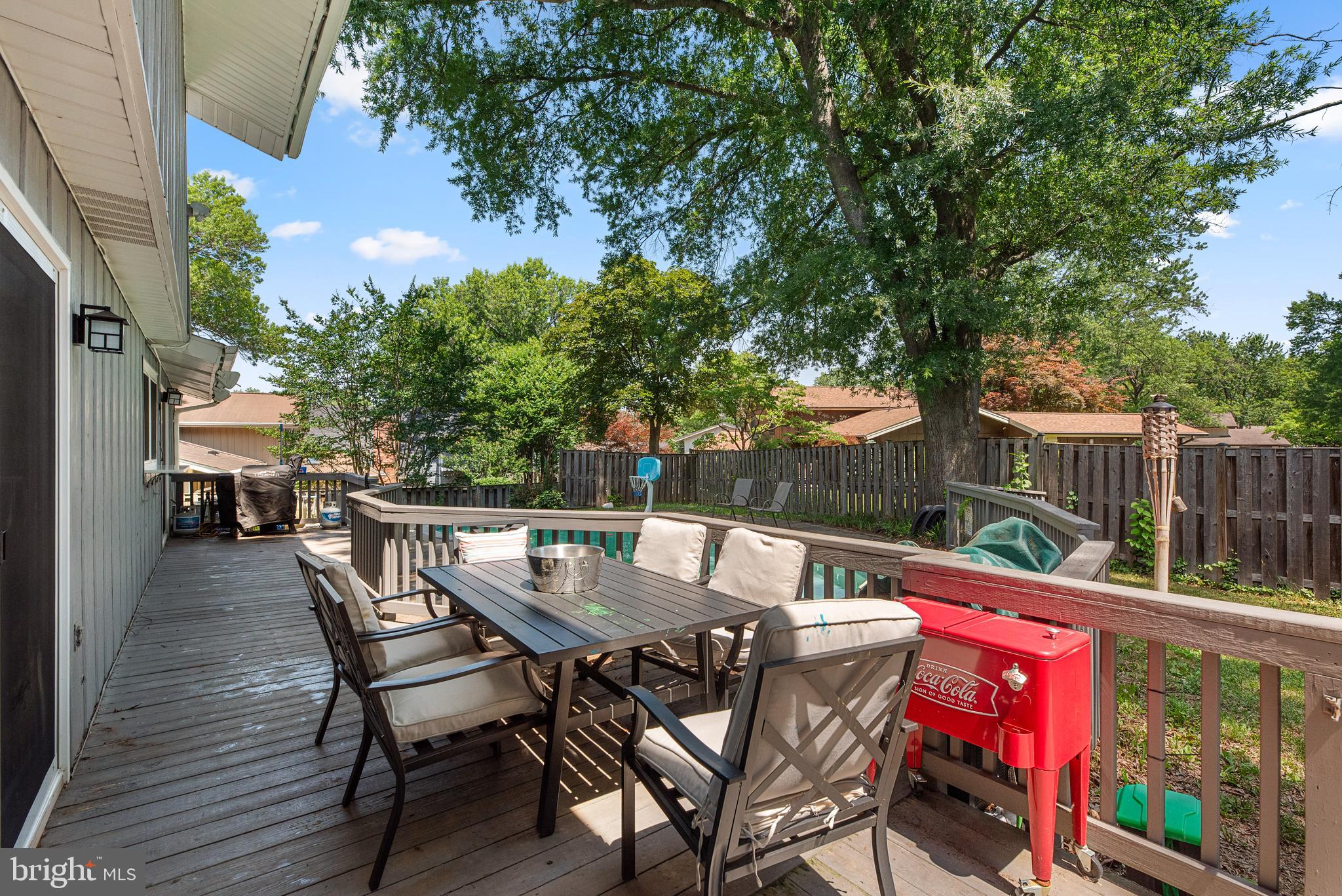 BROOKVILLE KNOLLS - Residential