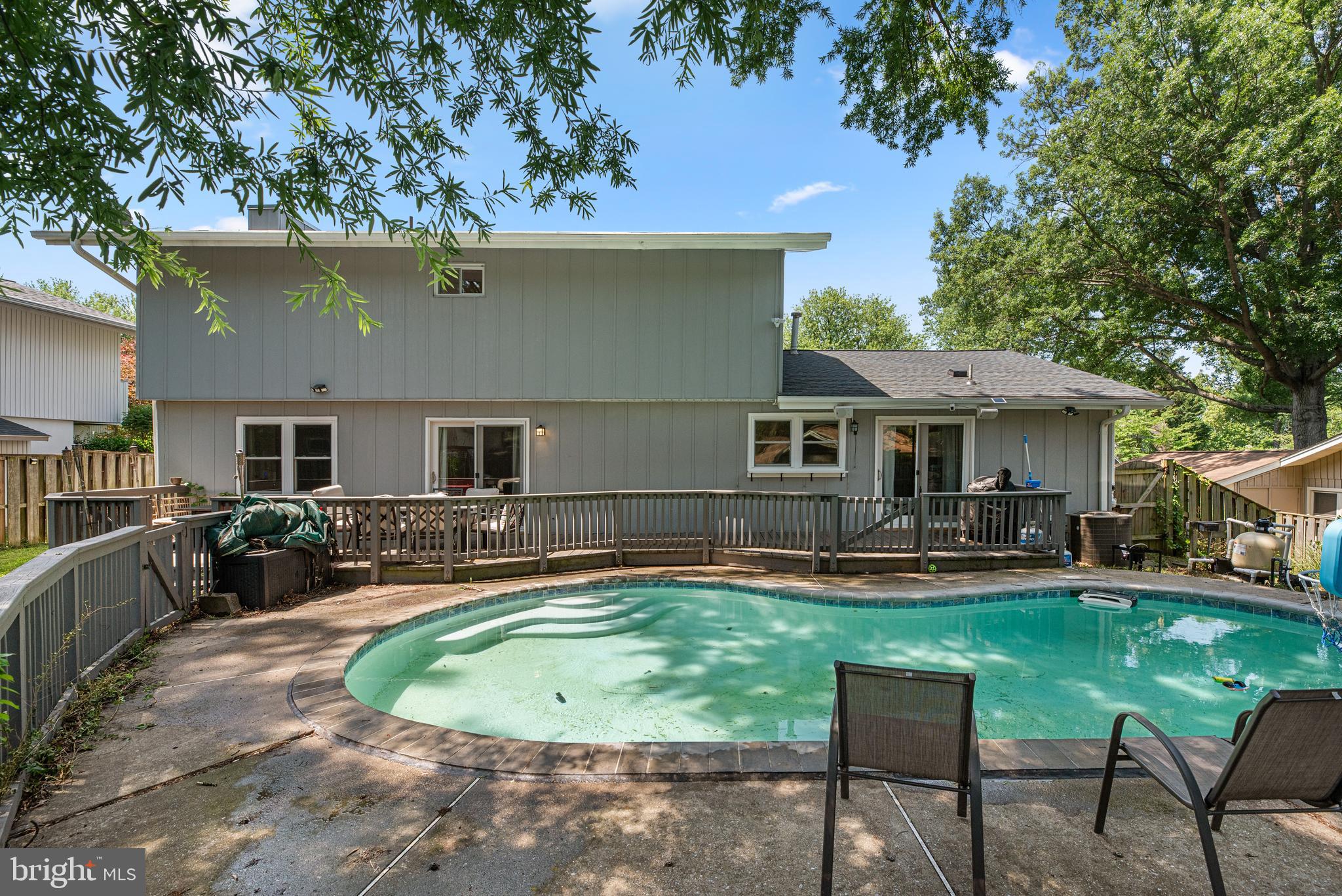 BROOKVILLE KNOLLS - Residential