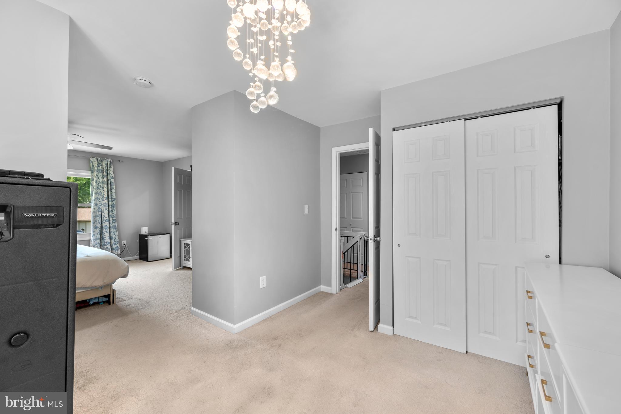 BROOKVILLE KNOLLS - Residential
