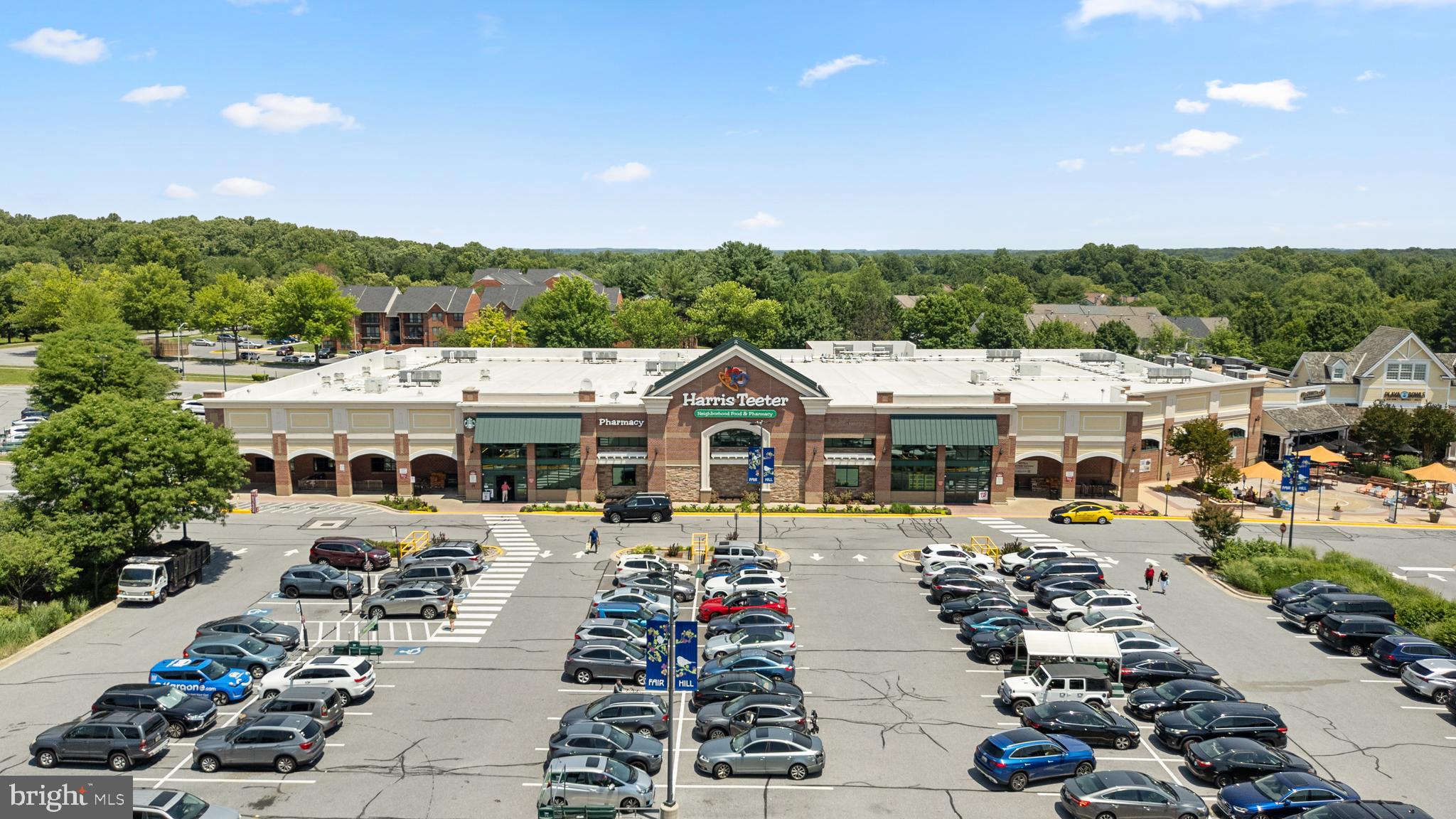 BROOKVILLE KNOLLS - Residential