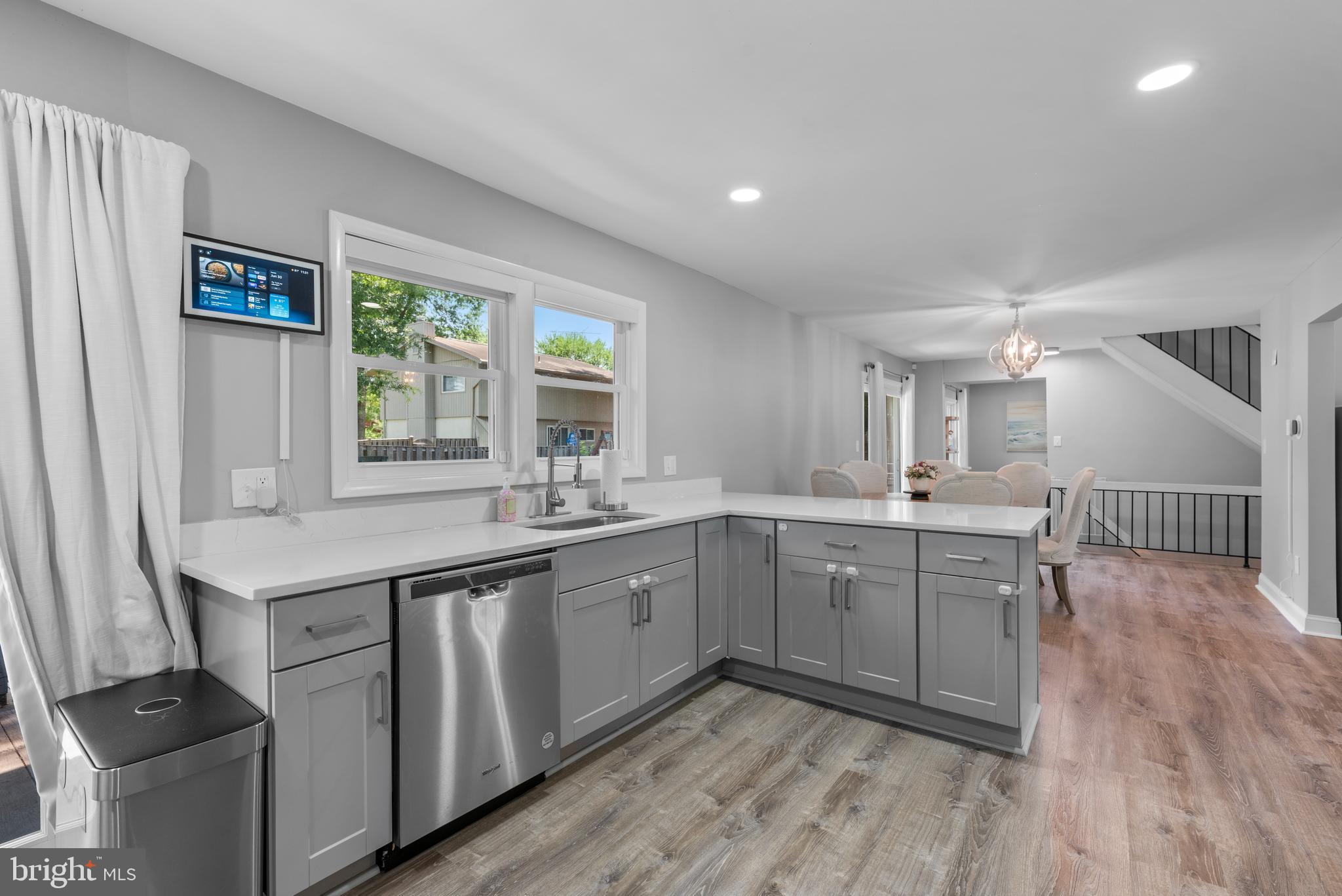 BROOKVILLE KNOLLS - Residential