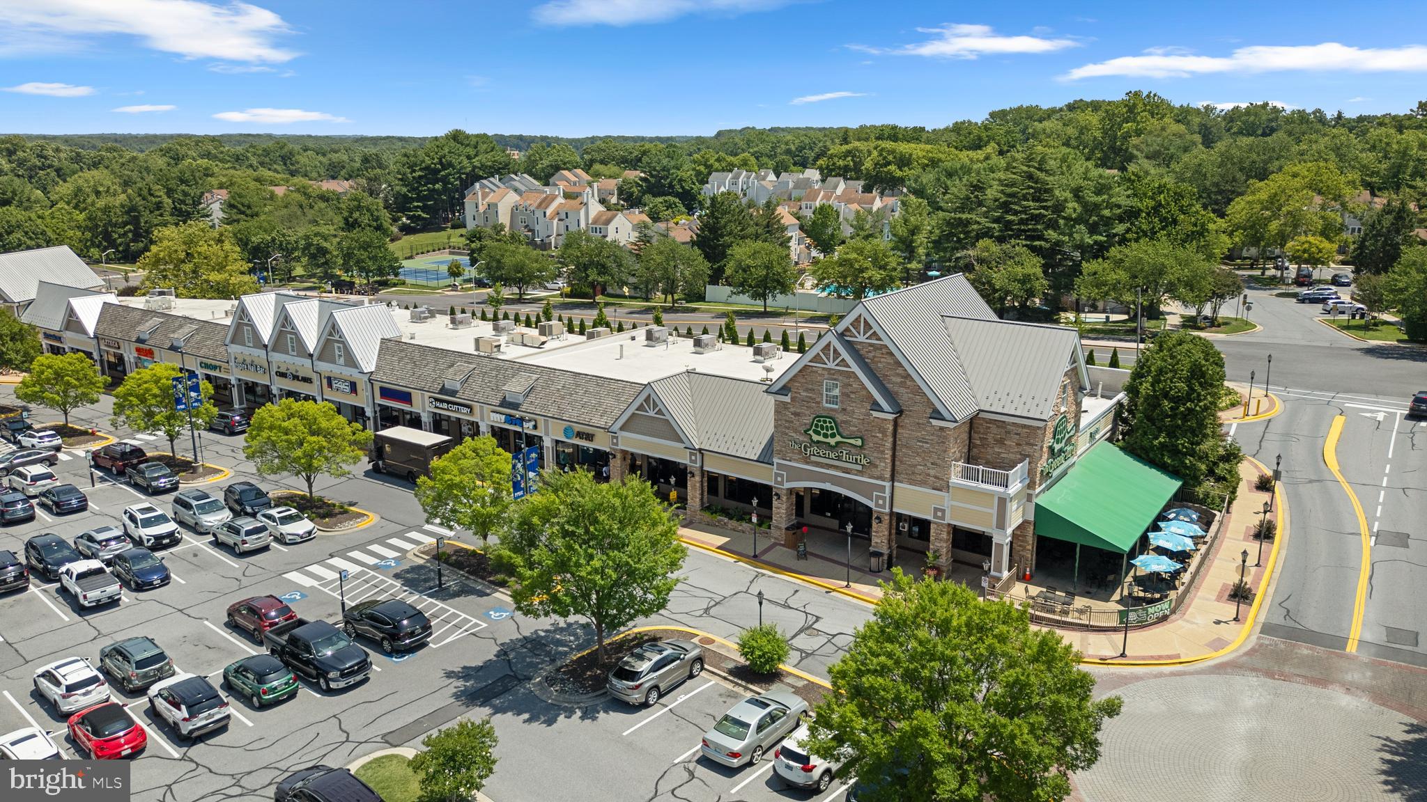 BROOKVILLE KNOLLS - Residential