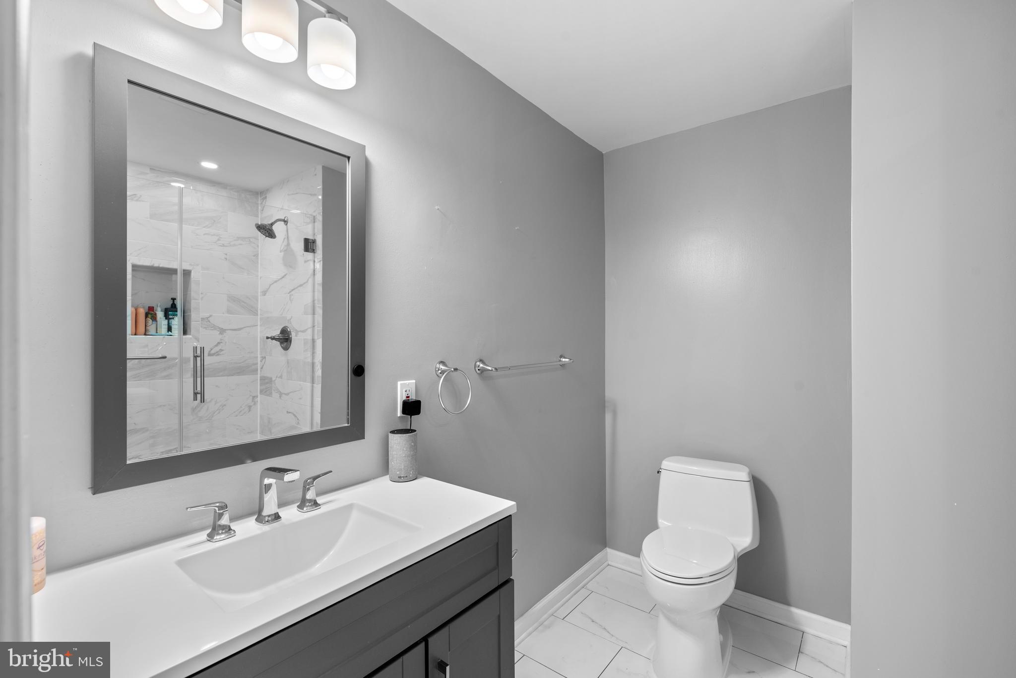 BROOKVILLE KNOLLS - Residential