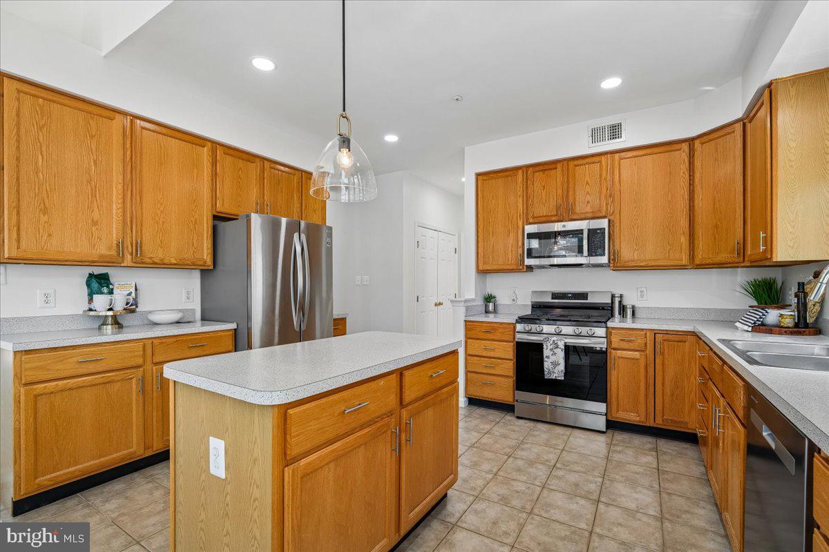 ARBOR PARK - Residential