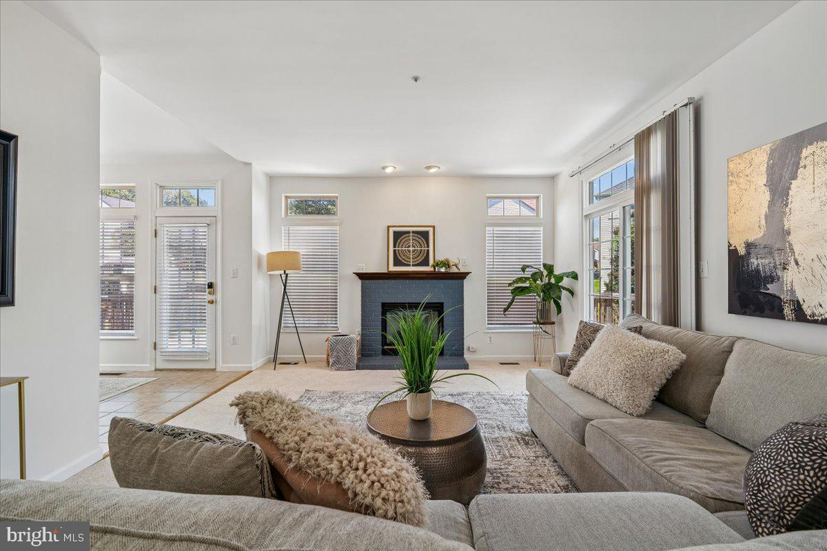 ARBOR PARK - Residential