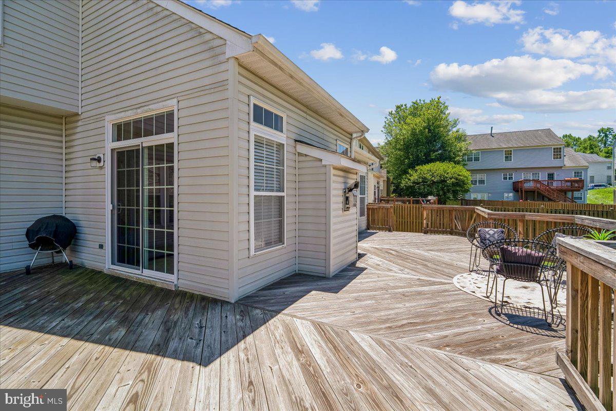 ARBOR PARK - Residential