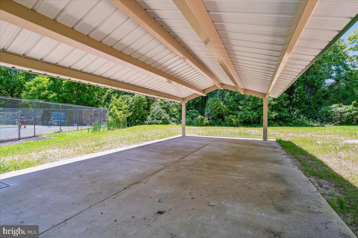 ARBOR PARK - Residential