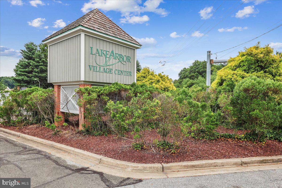 ARBOR PARK - Residential