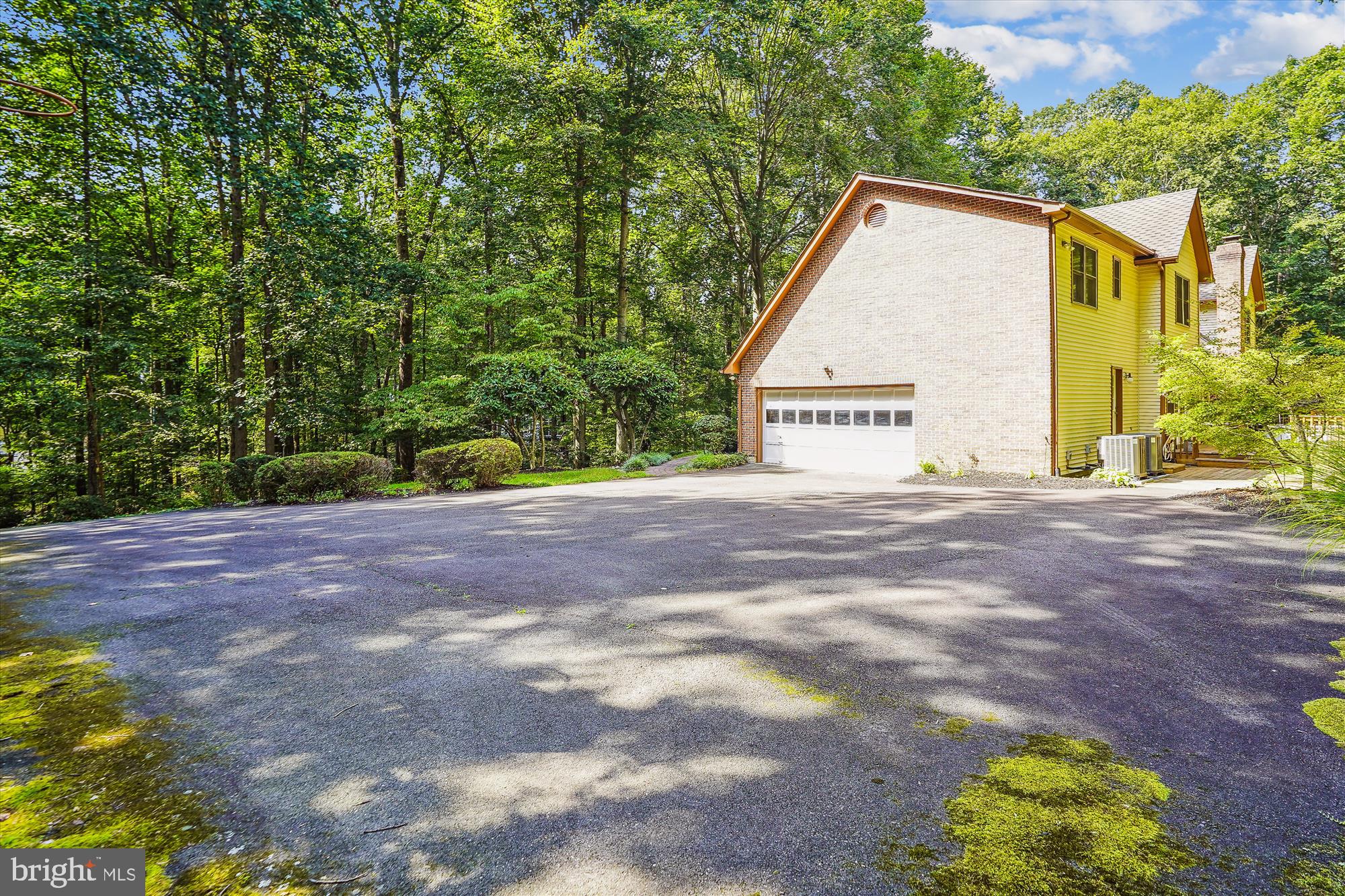 WOODBINE FOREST - Residential