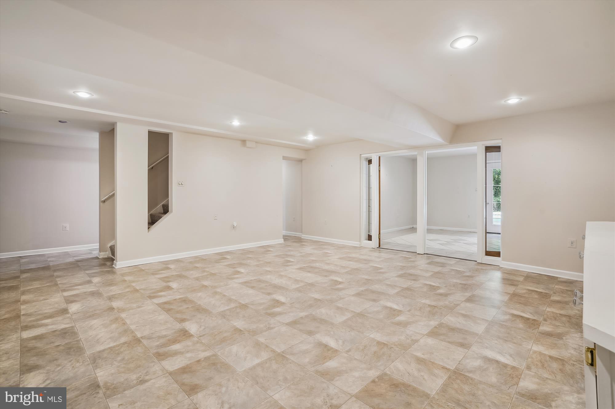 WOODBINE FOREST - Residential