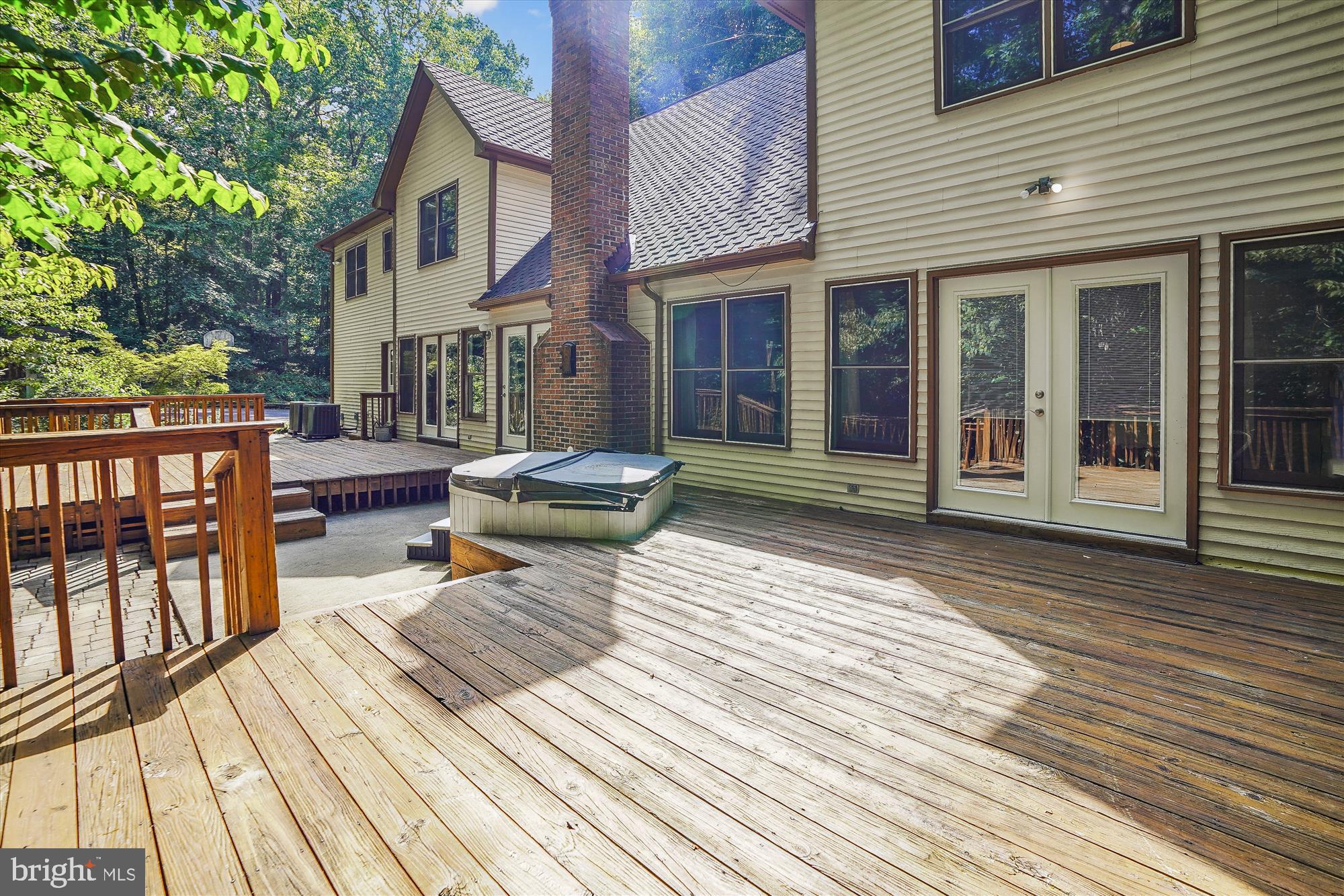 WOODBINE FOREST - Residential