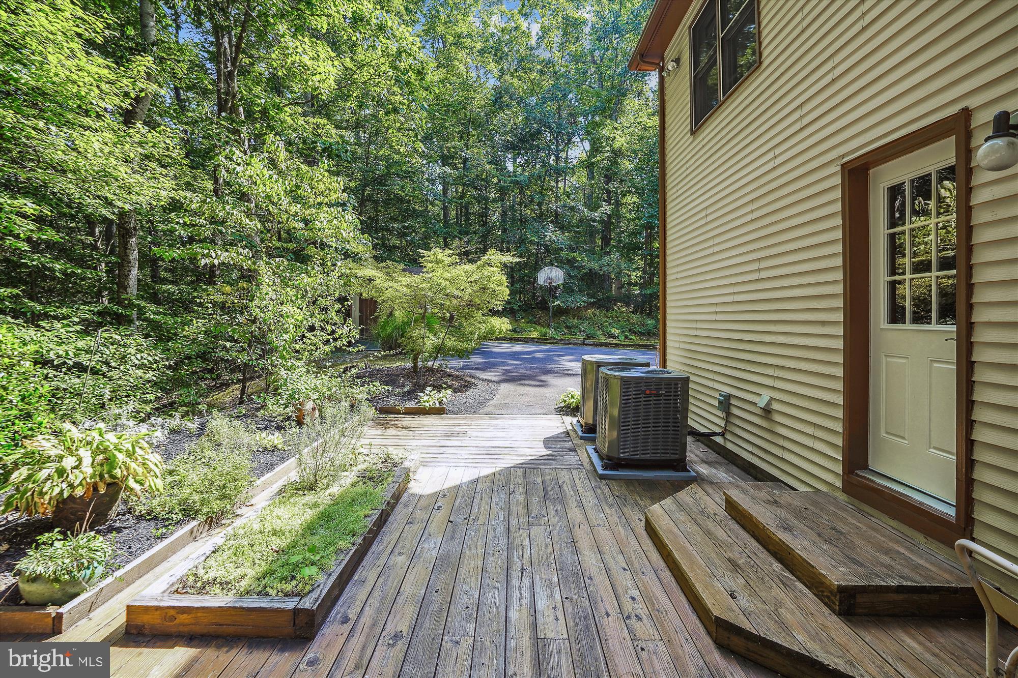 WOODBINE FOREST - Residential