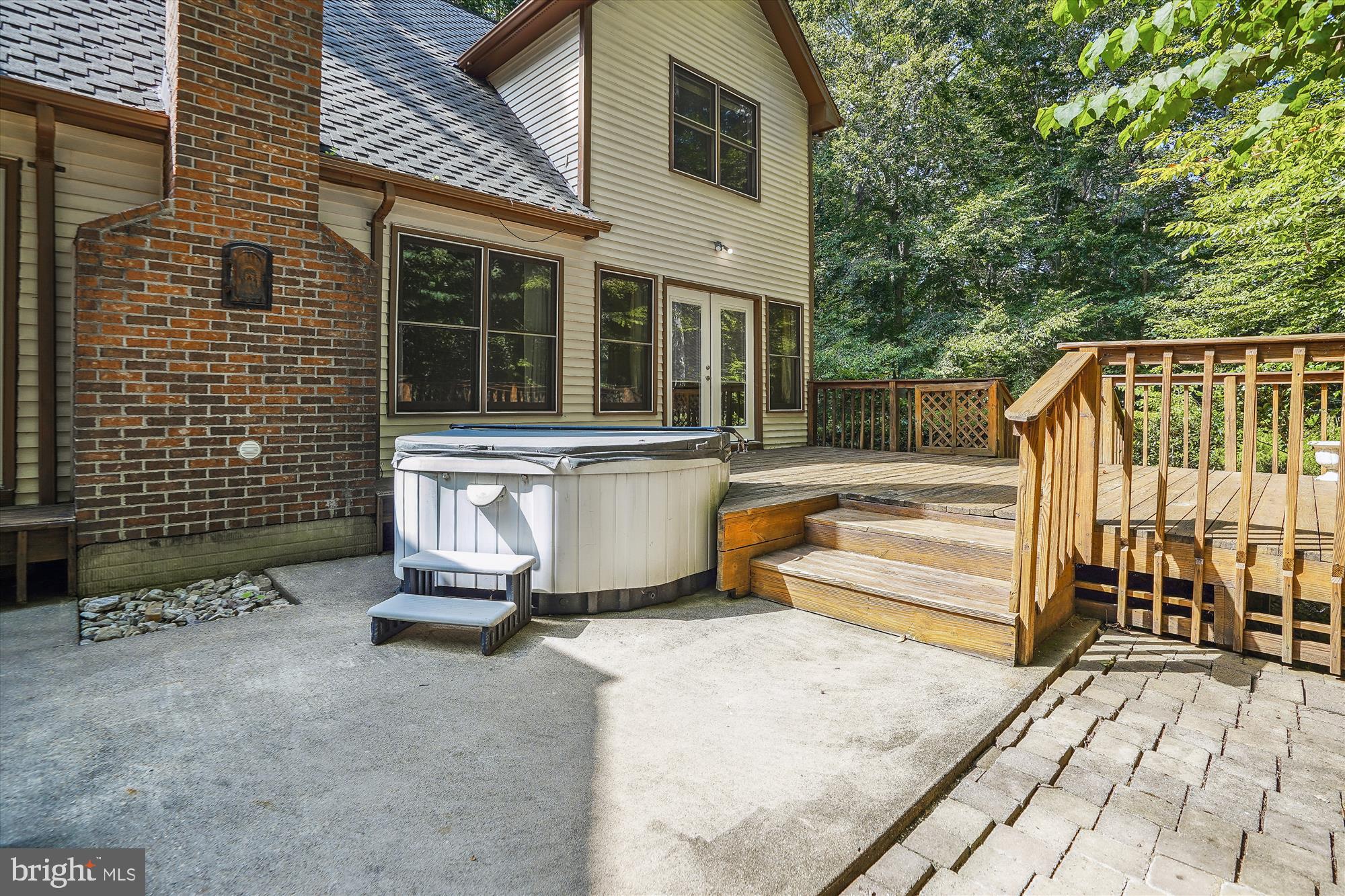 WOODBINE FOREST - Residential