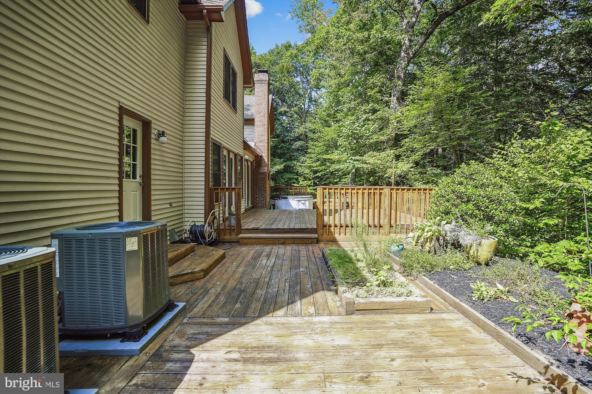 WOODBINE FOREST - Residential
