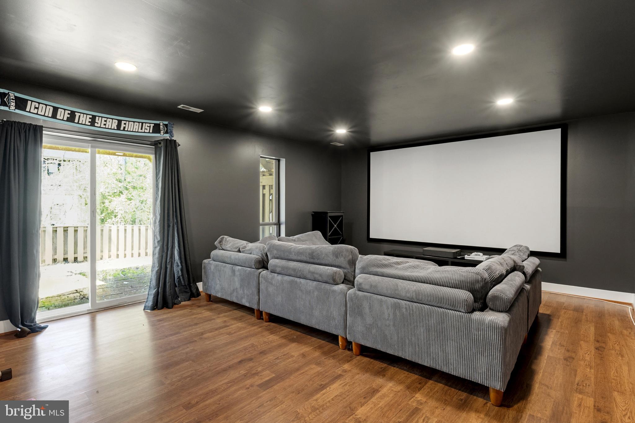 WOODS LANDING - Residential