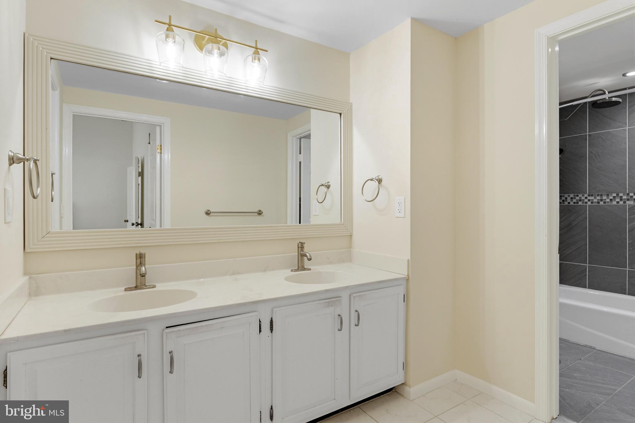 WOODS LANDING - Residential