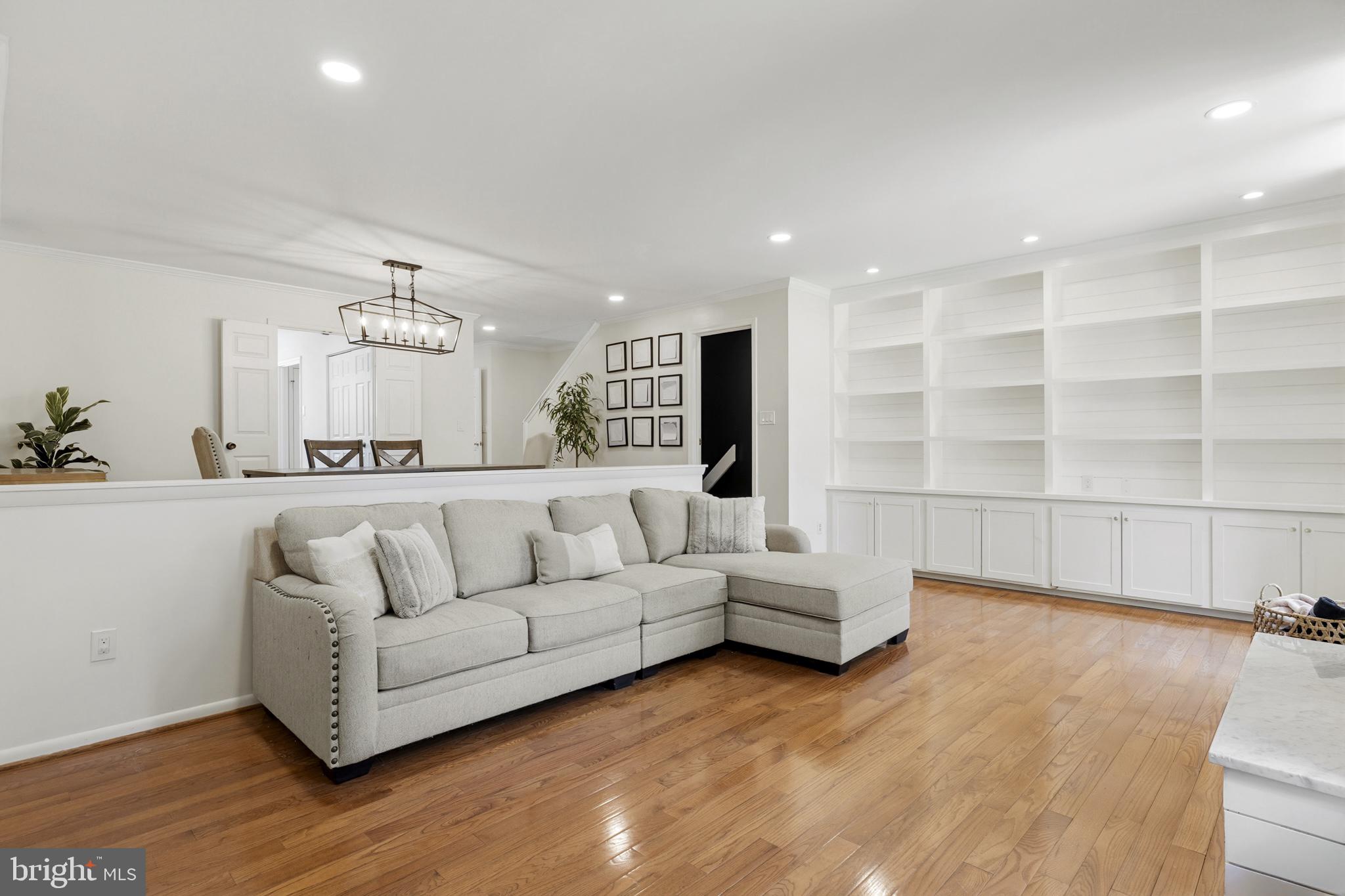WOODS LANDING - Residential
