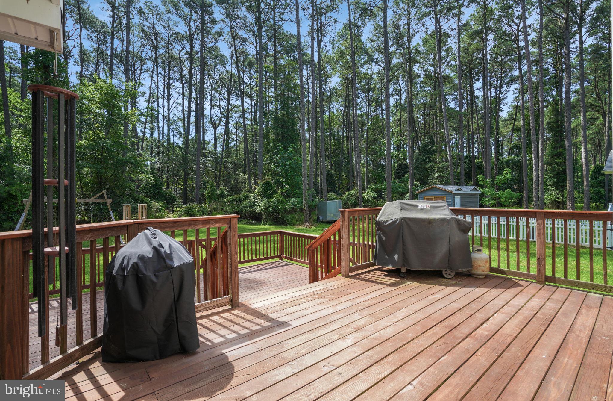 CAPTAIN'S COVE - Residential