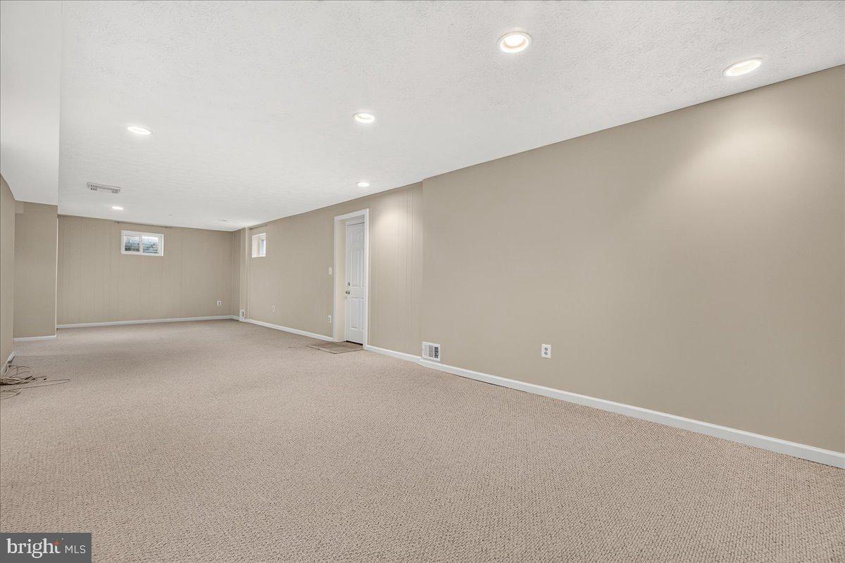 FAIRLAND ACRES - Residential