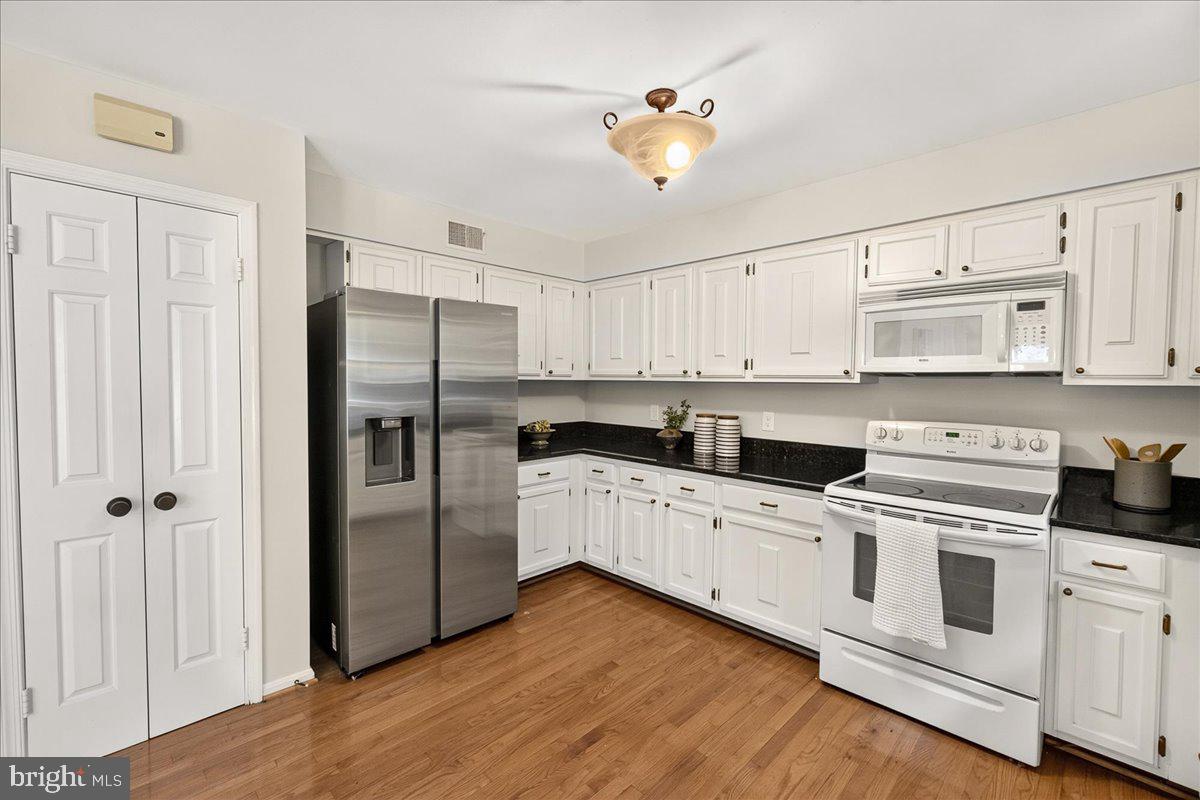FAIRLAND ACRES - Residential