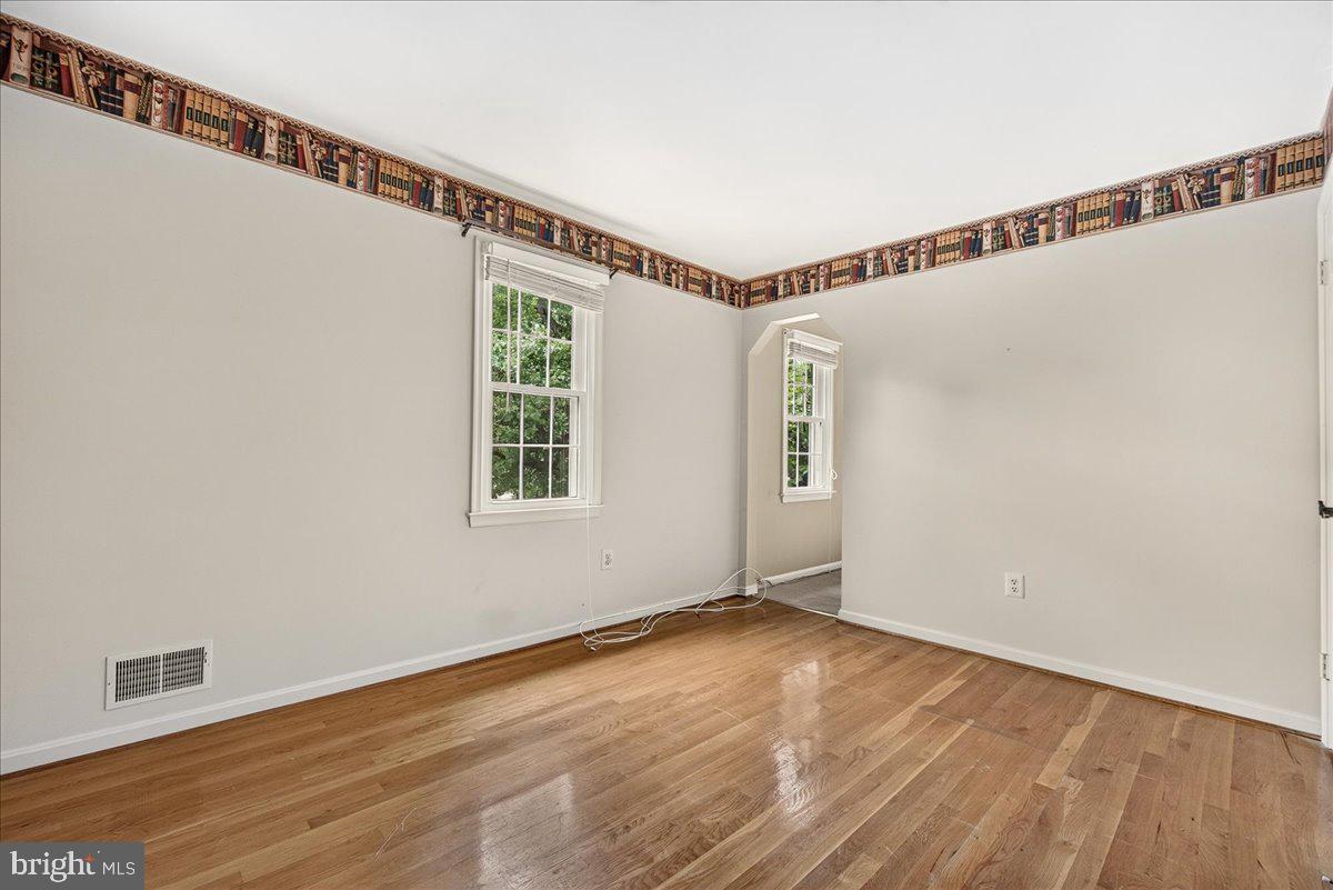FAIRLAND ACRES - Residential