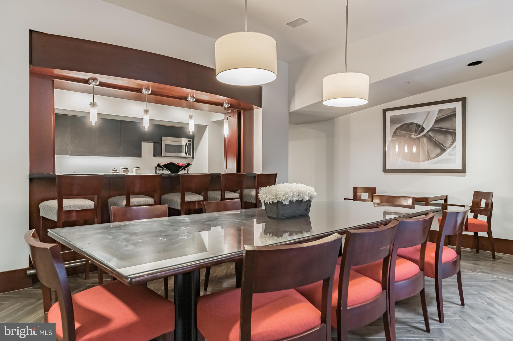 LOGAN SQUARE - Residential Lease
