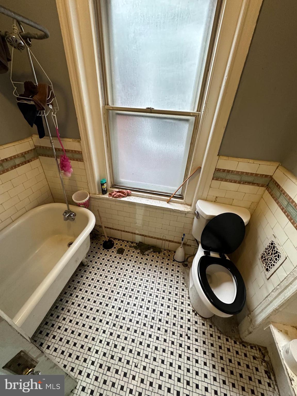 STRAWBERRY MANSION - Residential