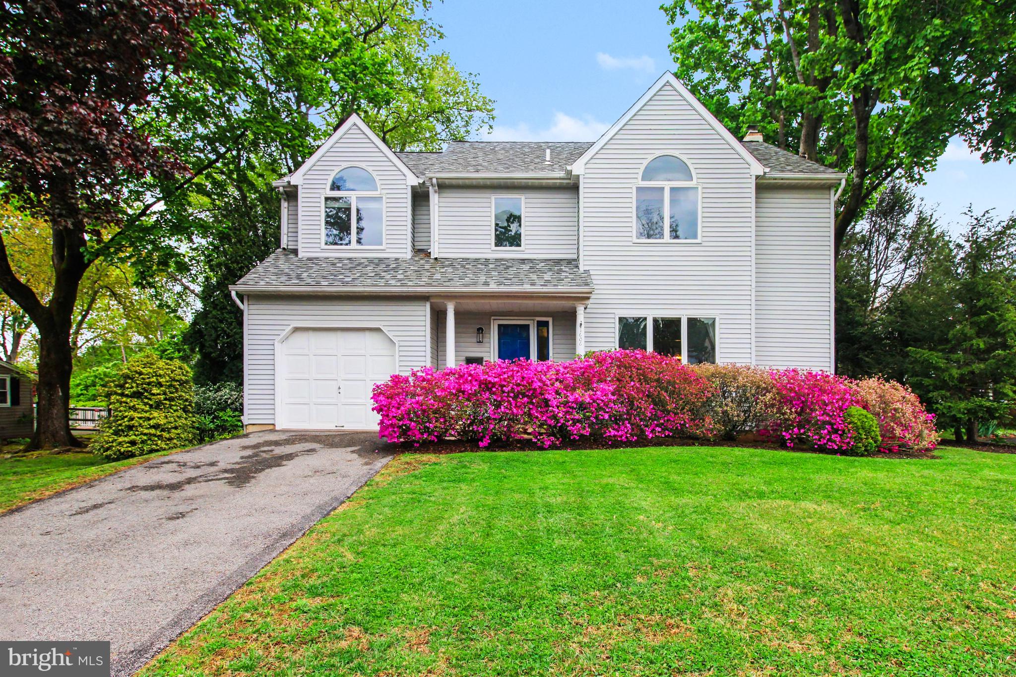 FLOURTOWN GARDENS - Residential