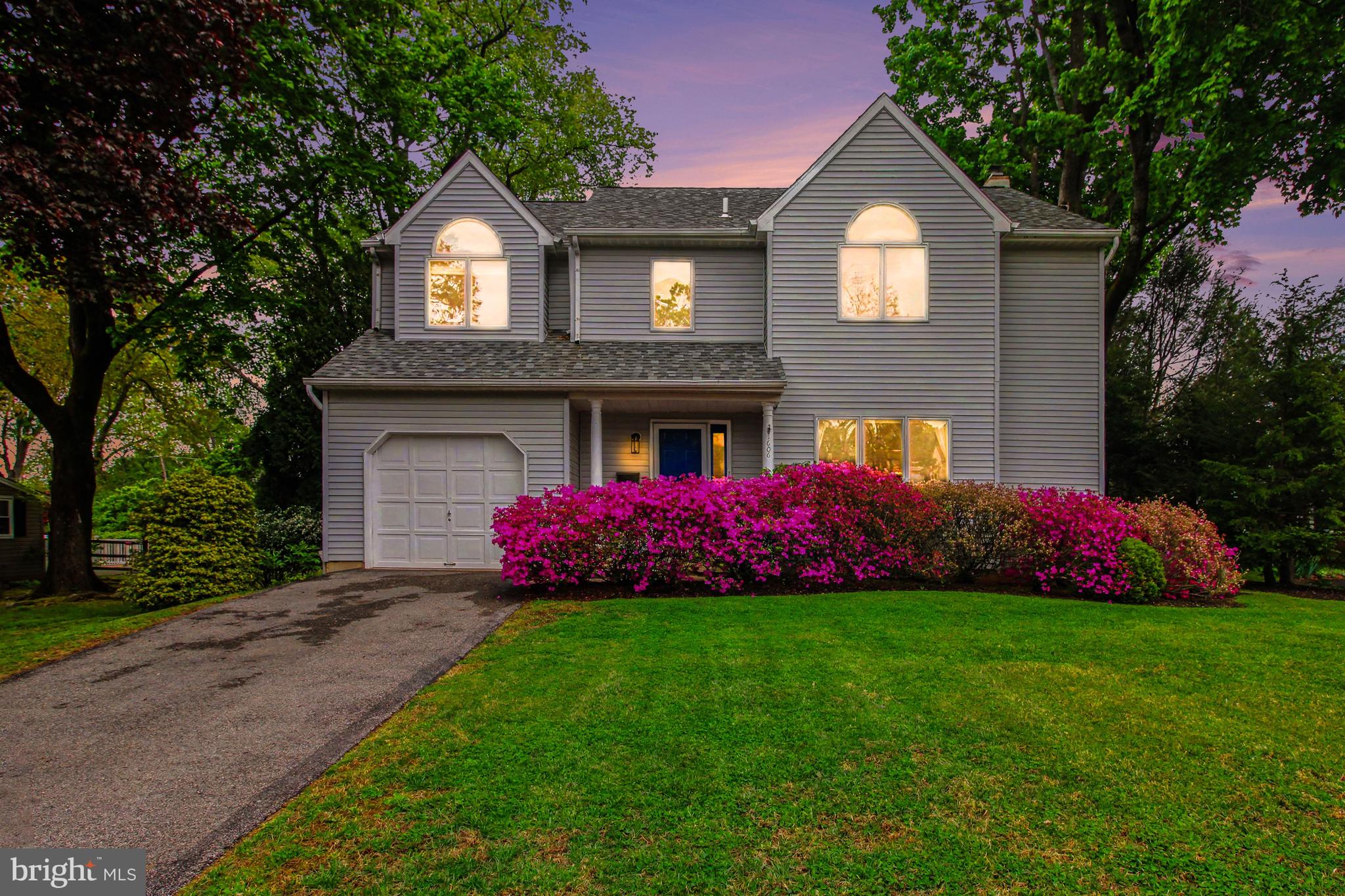 FLOURTOWN GARDENS - Residential