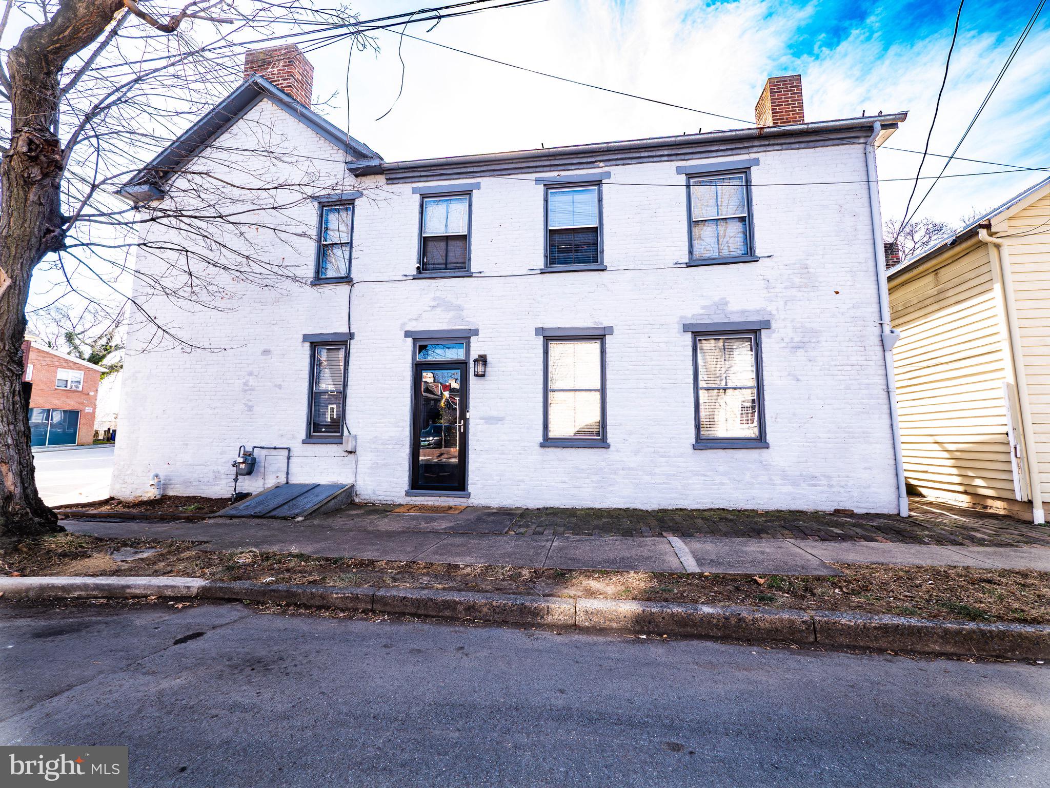 WINCHESTER HISTORIC DISTRICT - Commercial Sale