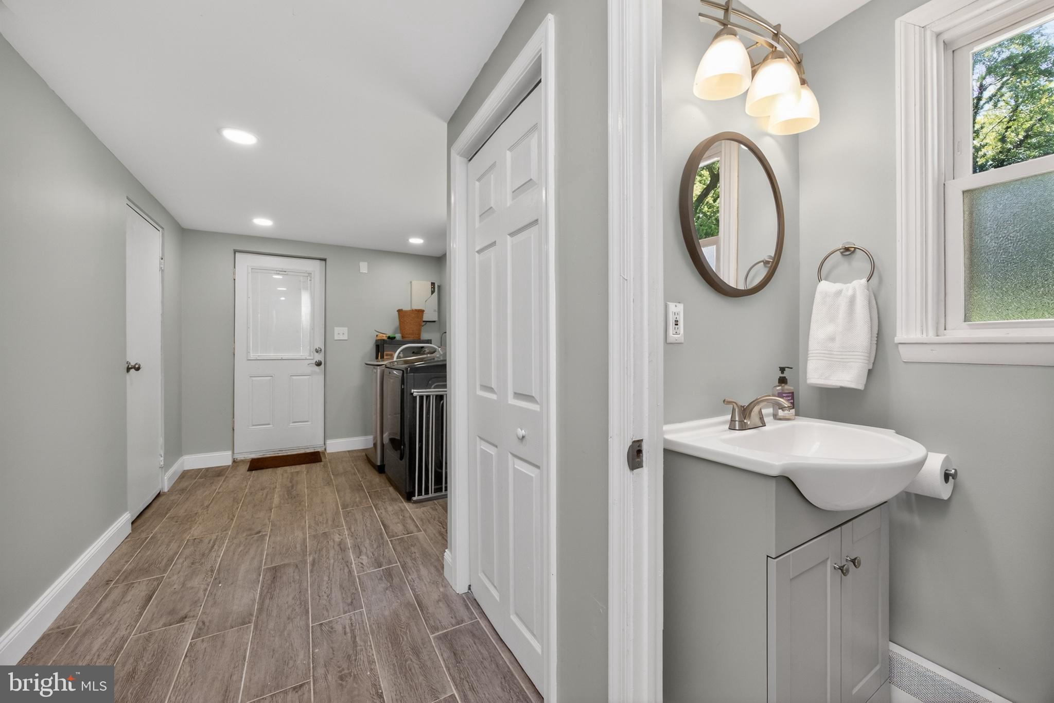 BRIDGEWATER FARMS - Residential