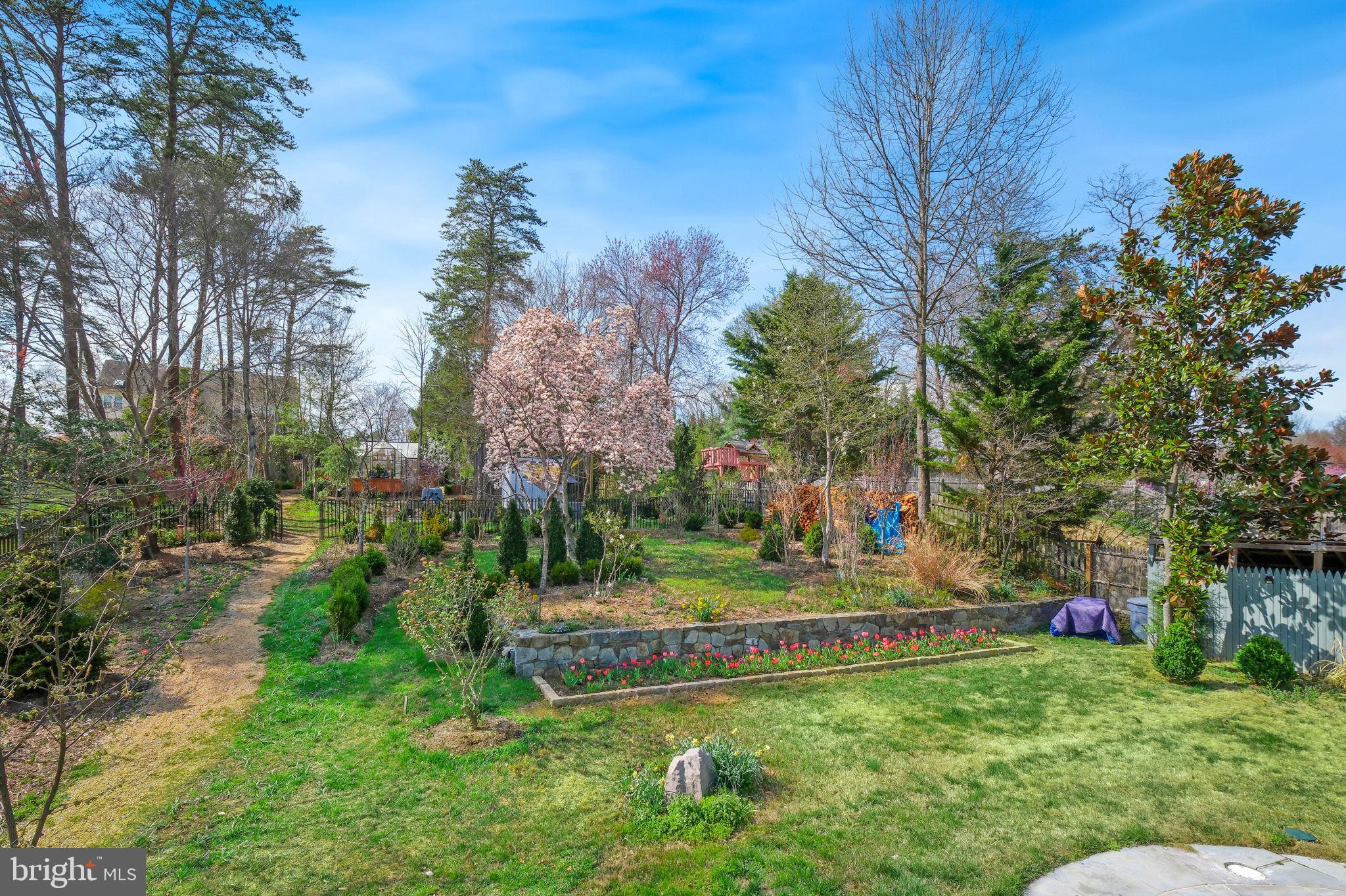 LAKE NORMANDY ESTATES - Residential