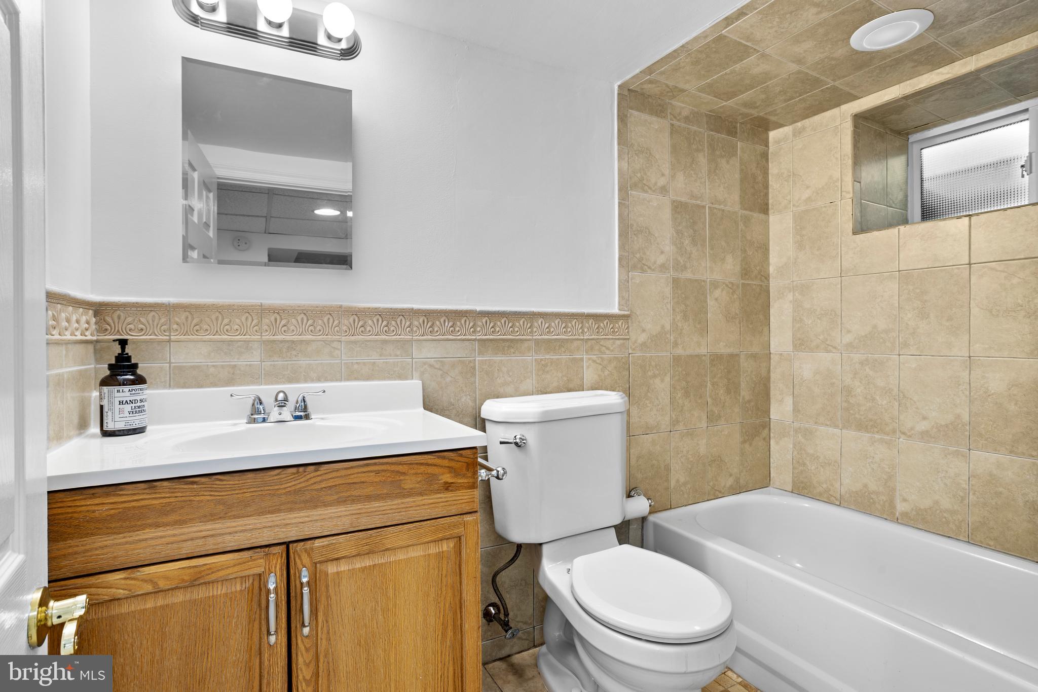 RIDLEY FARMS - Residential