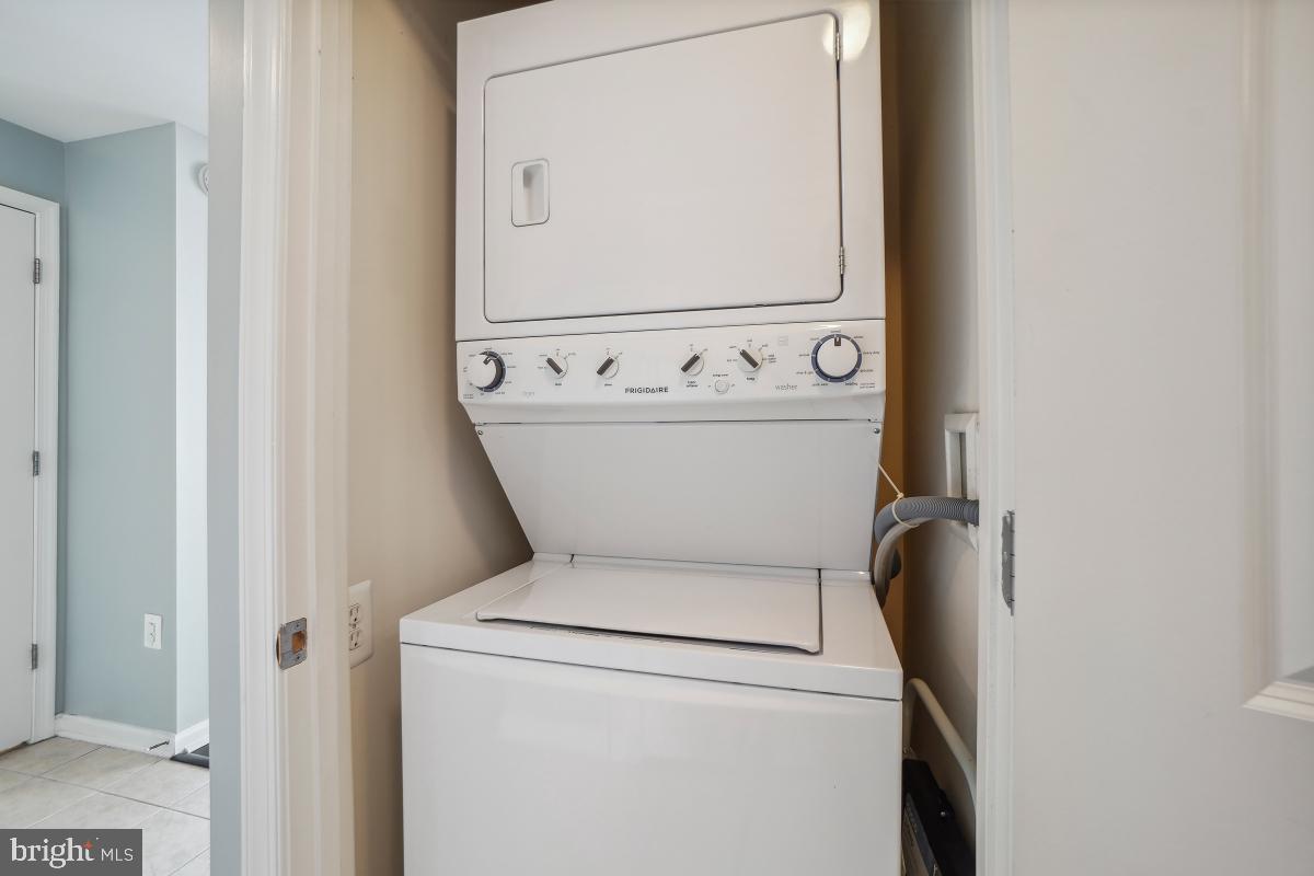 SILVER SPRING - Residential