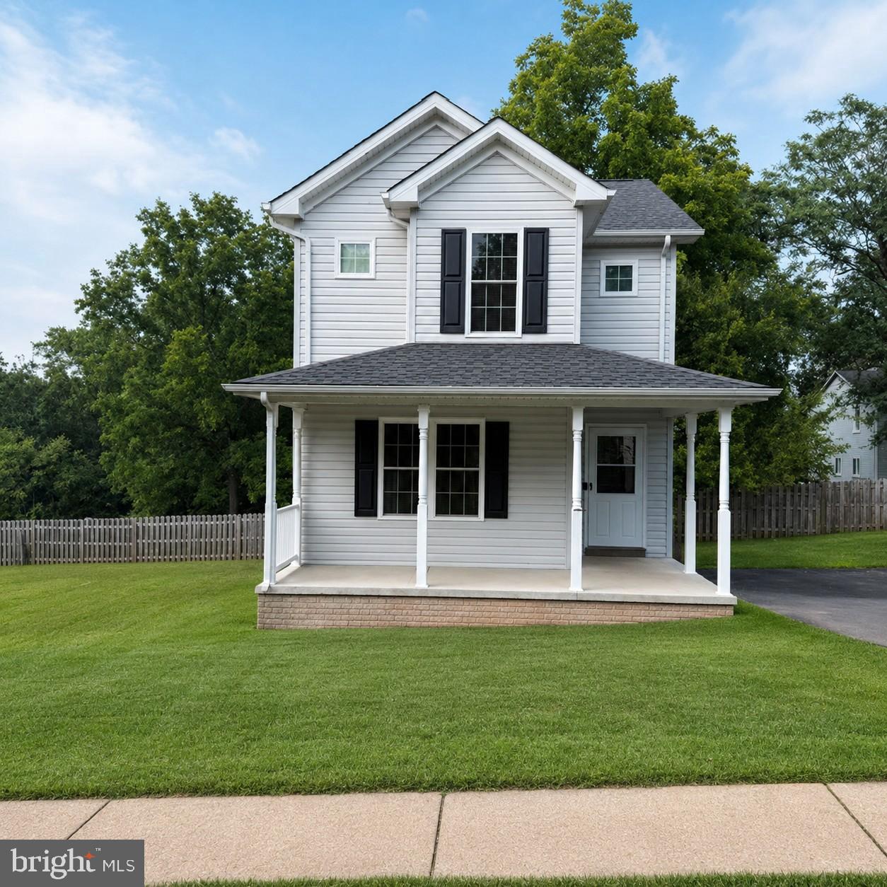 3 BEDRM COLONIAL WITH 2 1/2 BATHS...GREAT STARTER HOME...LOT HAS ROOM FOR A GARAGE  ON SIDE LOT AND BACK OF HOUSE CAN EASILY HAVE A DECK.  KITCHEN WITH STAINLESS APPLIANCES,
LG. EAT IN KITCHEN.   LAUNDRY AND HALF BATH ON MAIN FLOOR.  NICE FRONT PORCH.
NO HOA....crawl space is finished and water proofed.  great for storage..furnace heat pump and water heater in crawl space