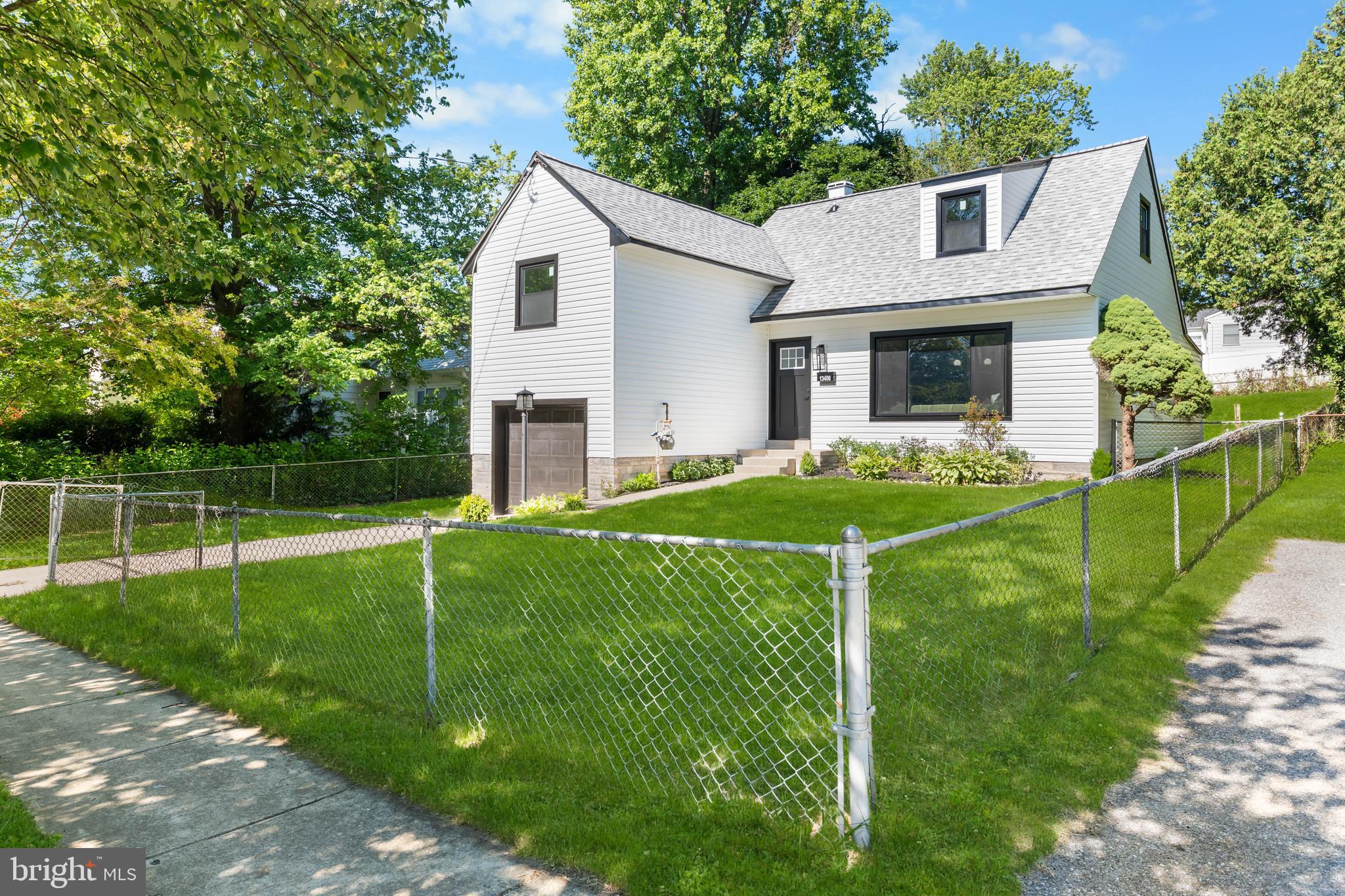 ASPEN HILL - Residential