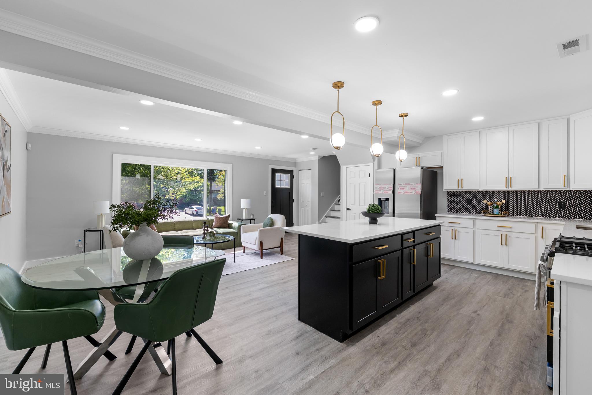 ASPEN HILL - Residential