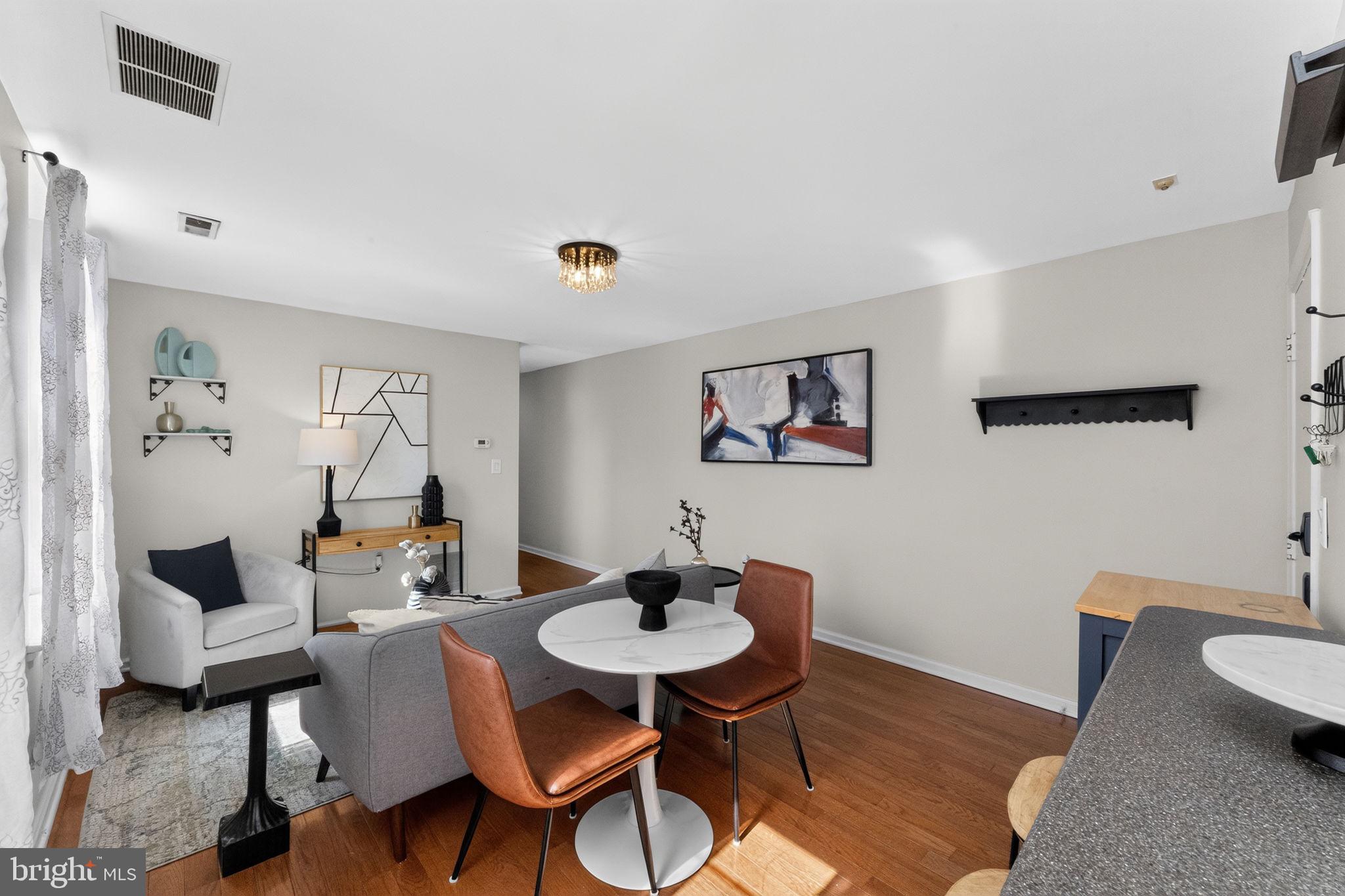 ART MUSEUM AREA - Residential