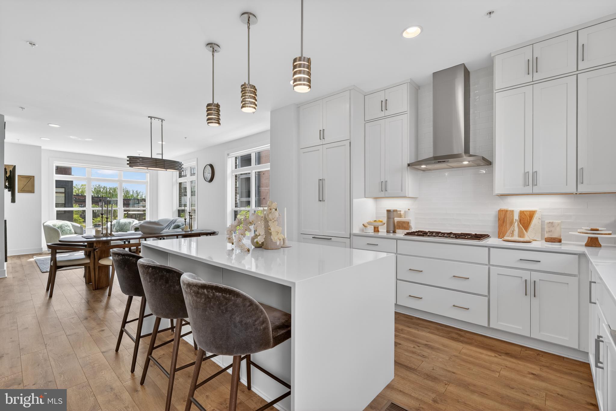 TOWER OAKS - Residential