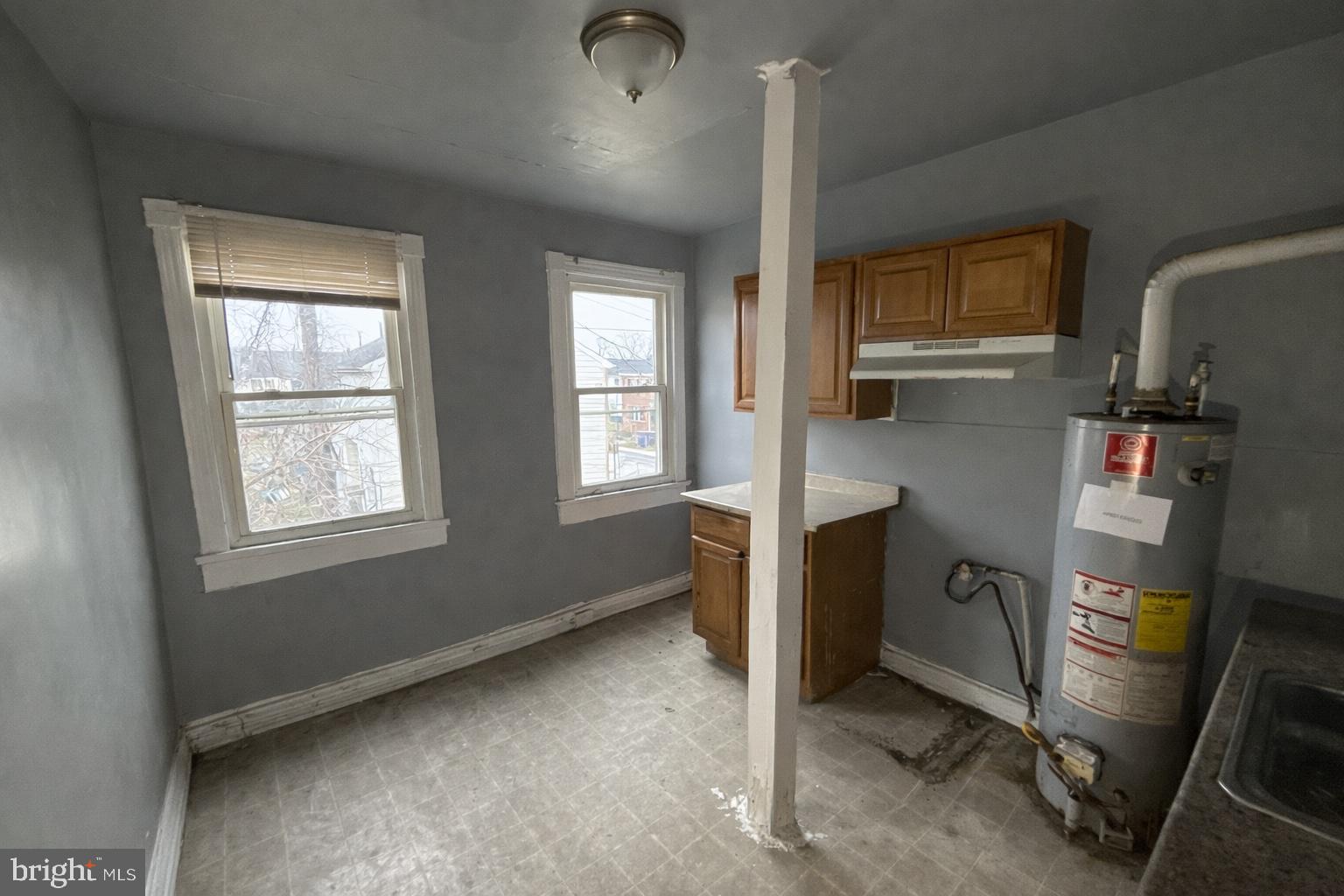 SANDTOWN-WINCHESTER - Residential