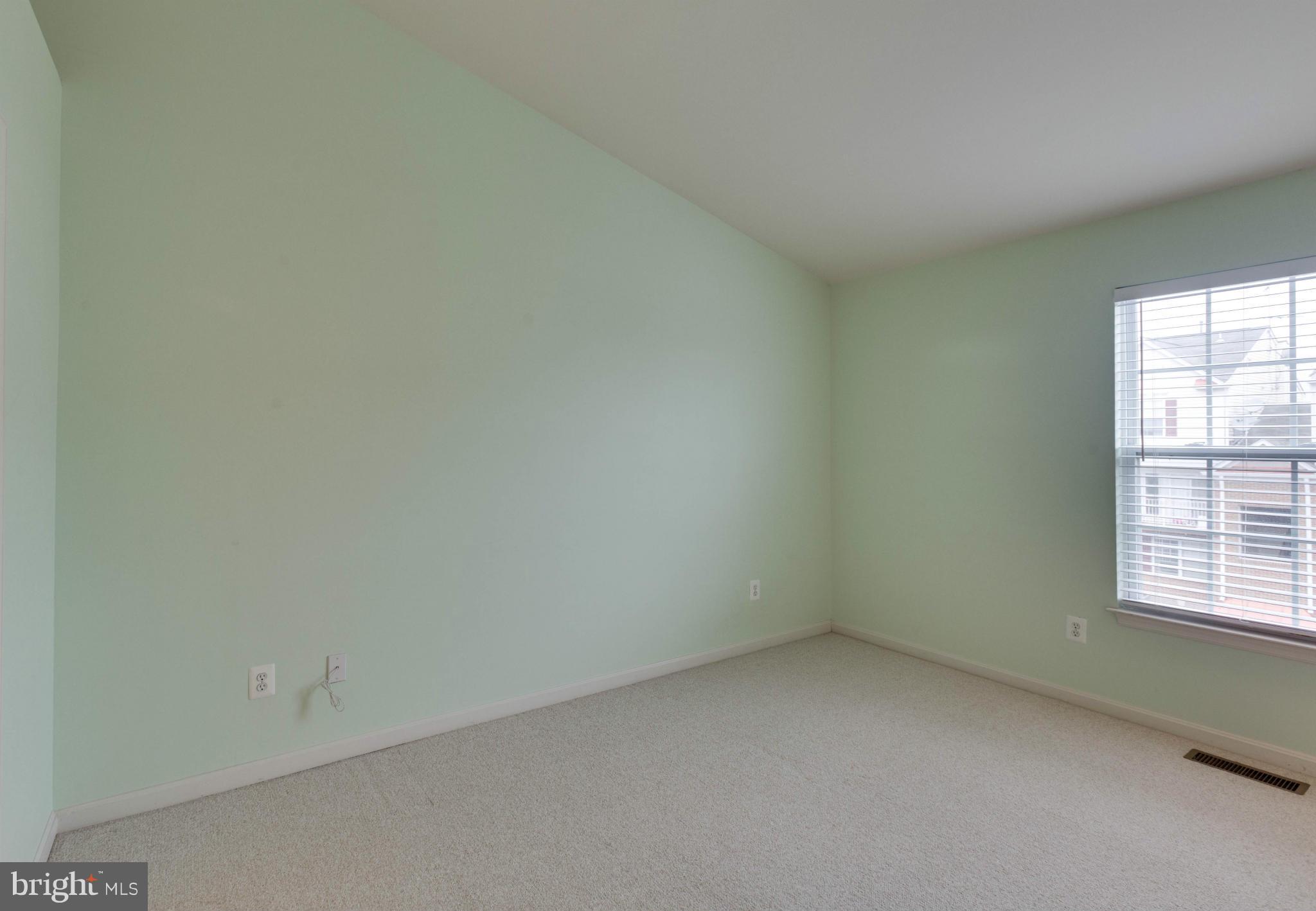 MANORS AT MCNAIR FARMS - Residential Lease
