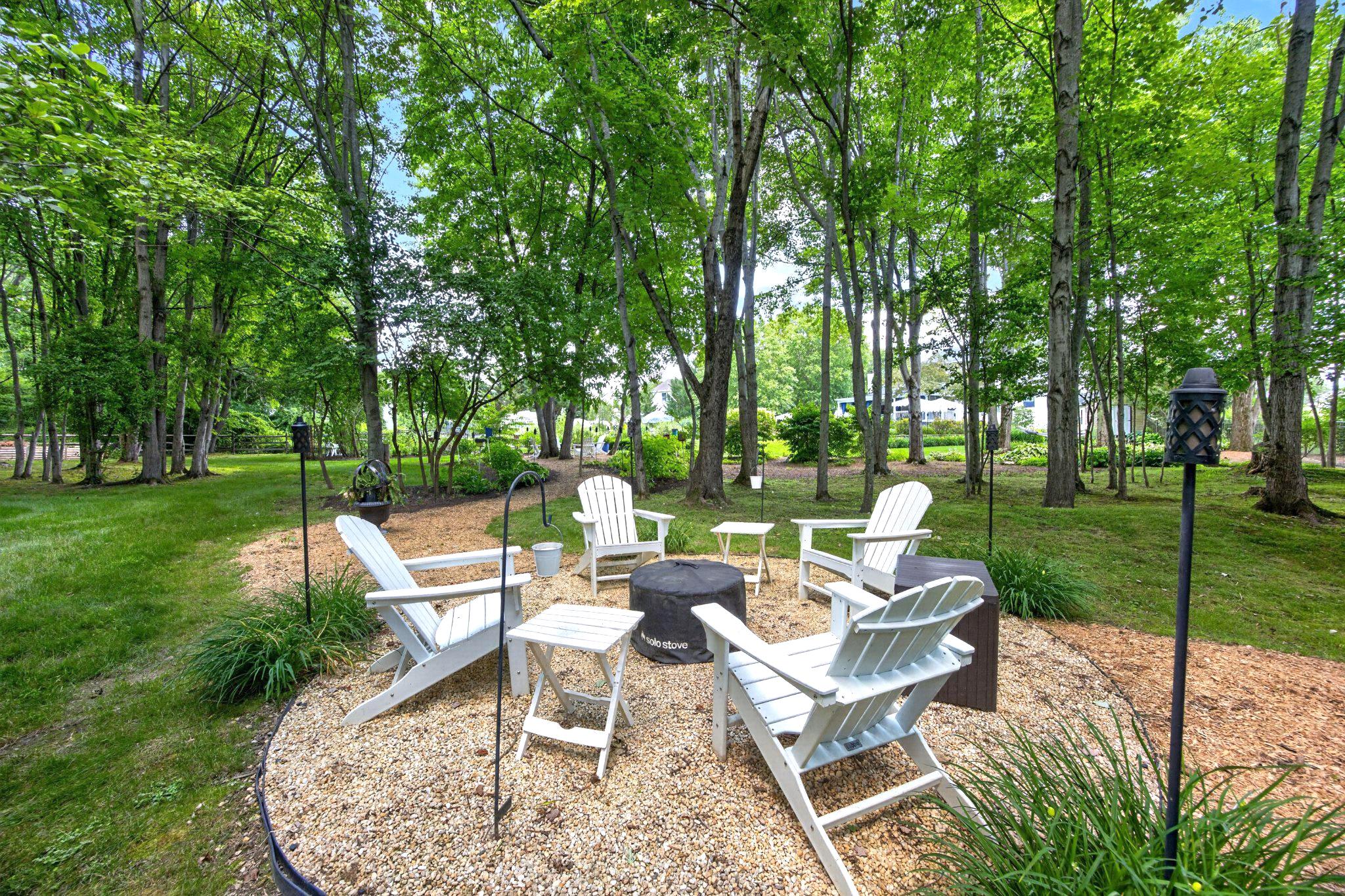 RAMBLEWOOD - Residential