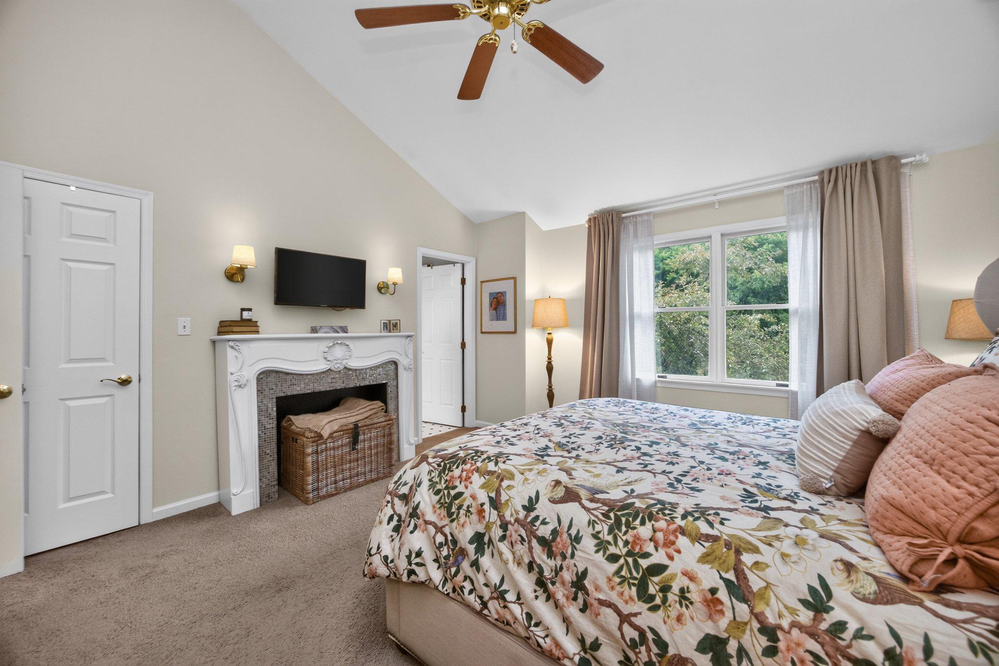 RAMBLEWOOD - Residential