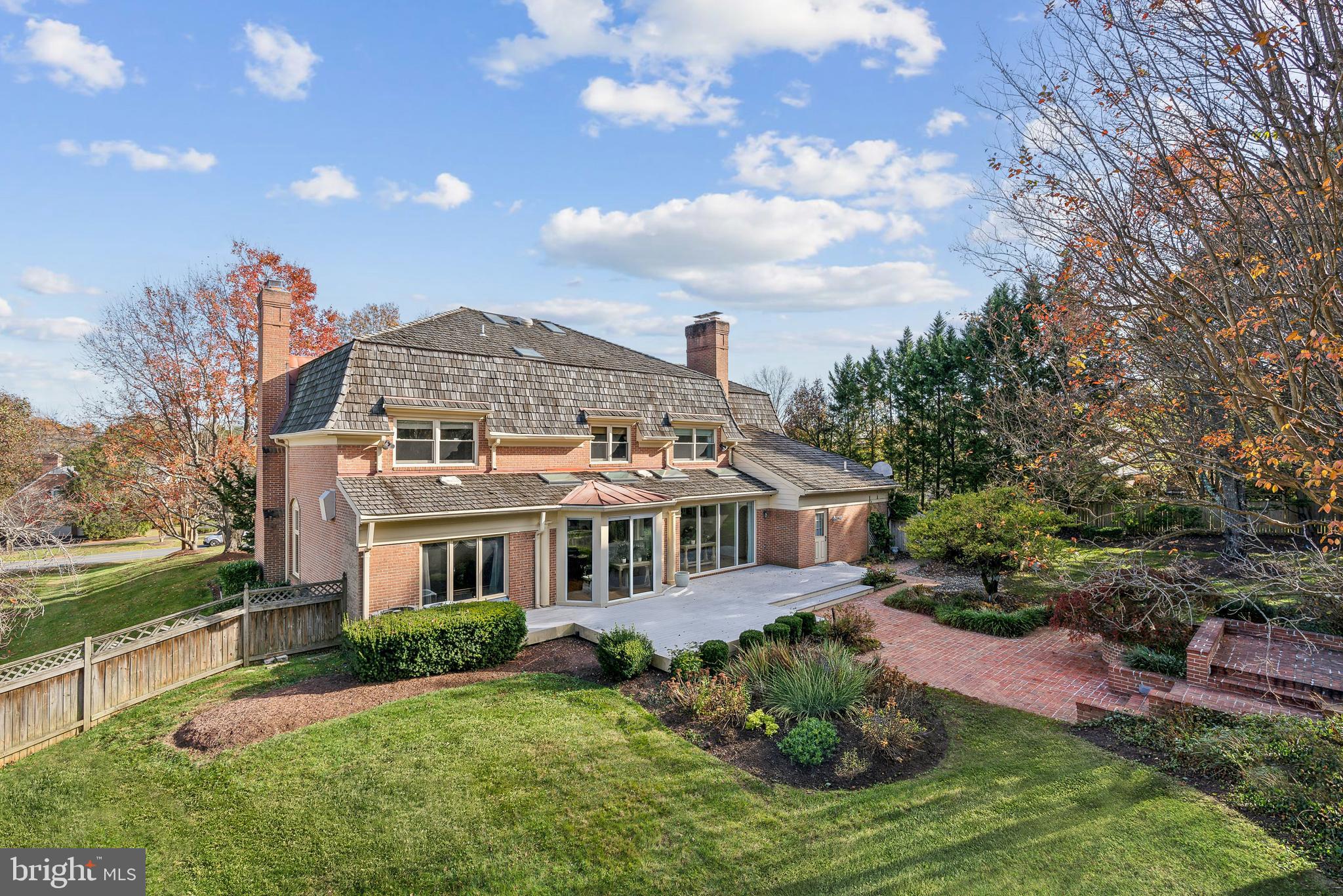 POTOMAC OUTSIDE - Residential