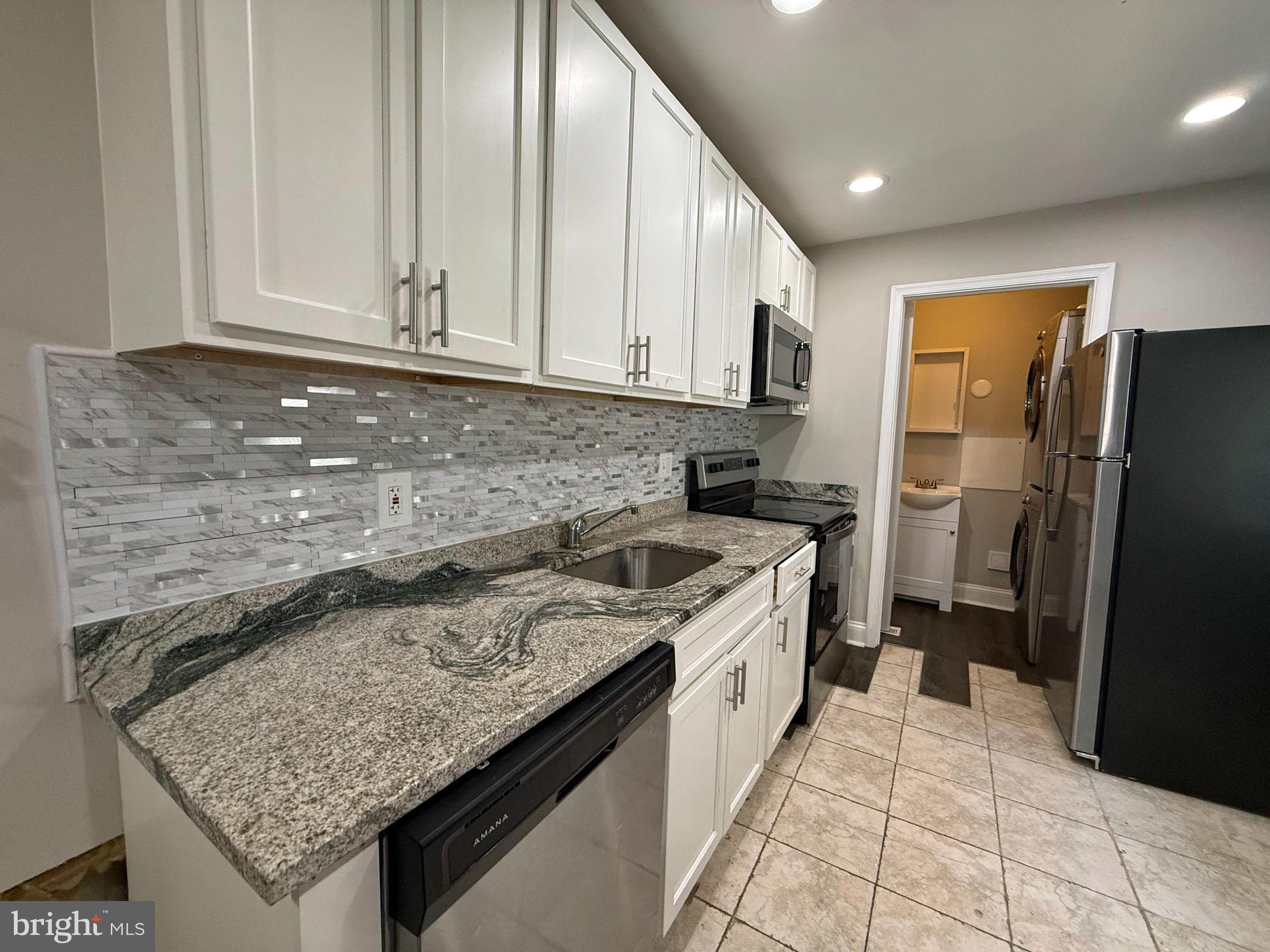 WASHINGTON VILLAGE - Residential