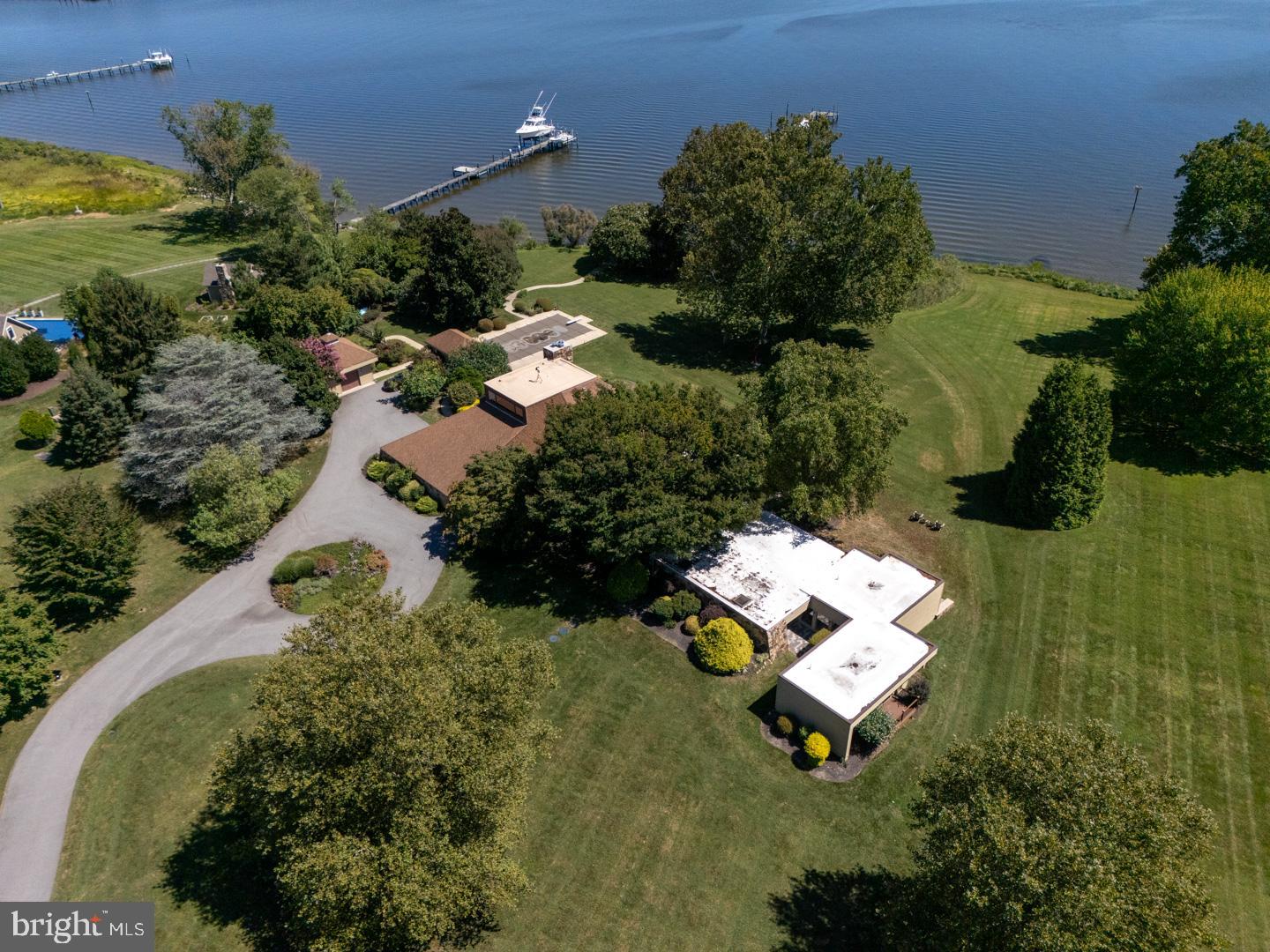 BENNETT POINT - Residential