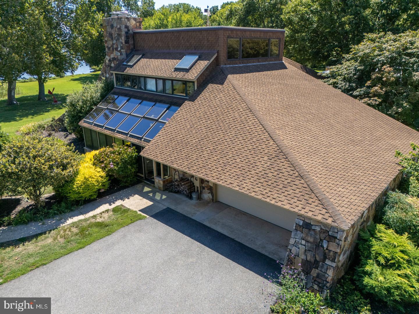 BENNETT POINT - Residential