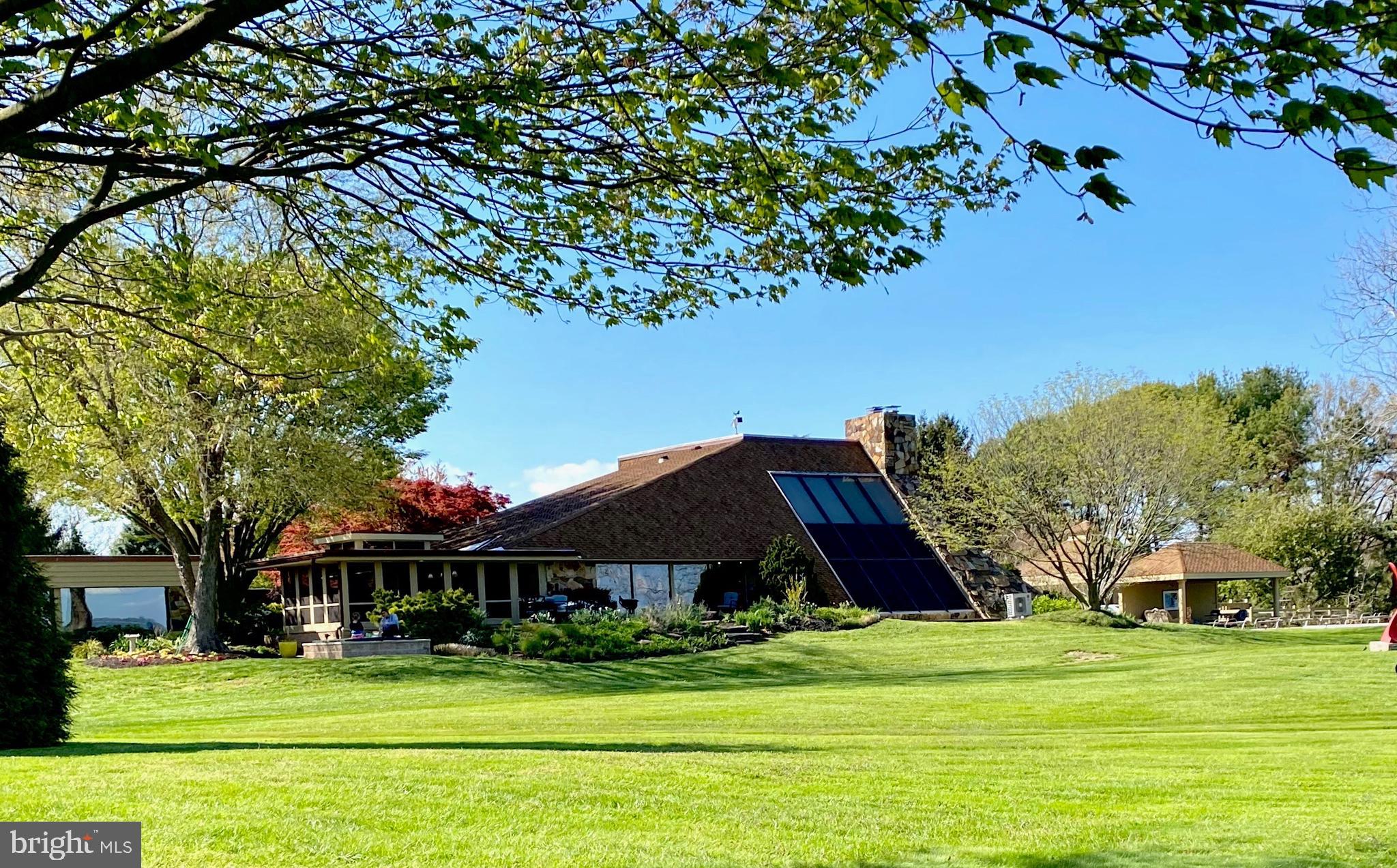 BENNETT POINT - Residential